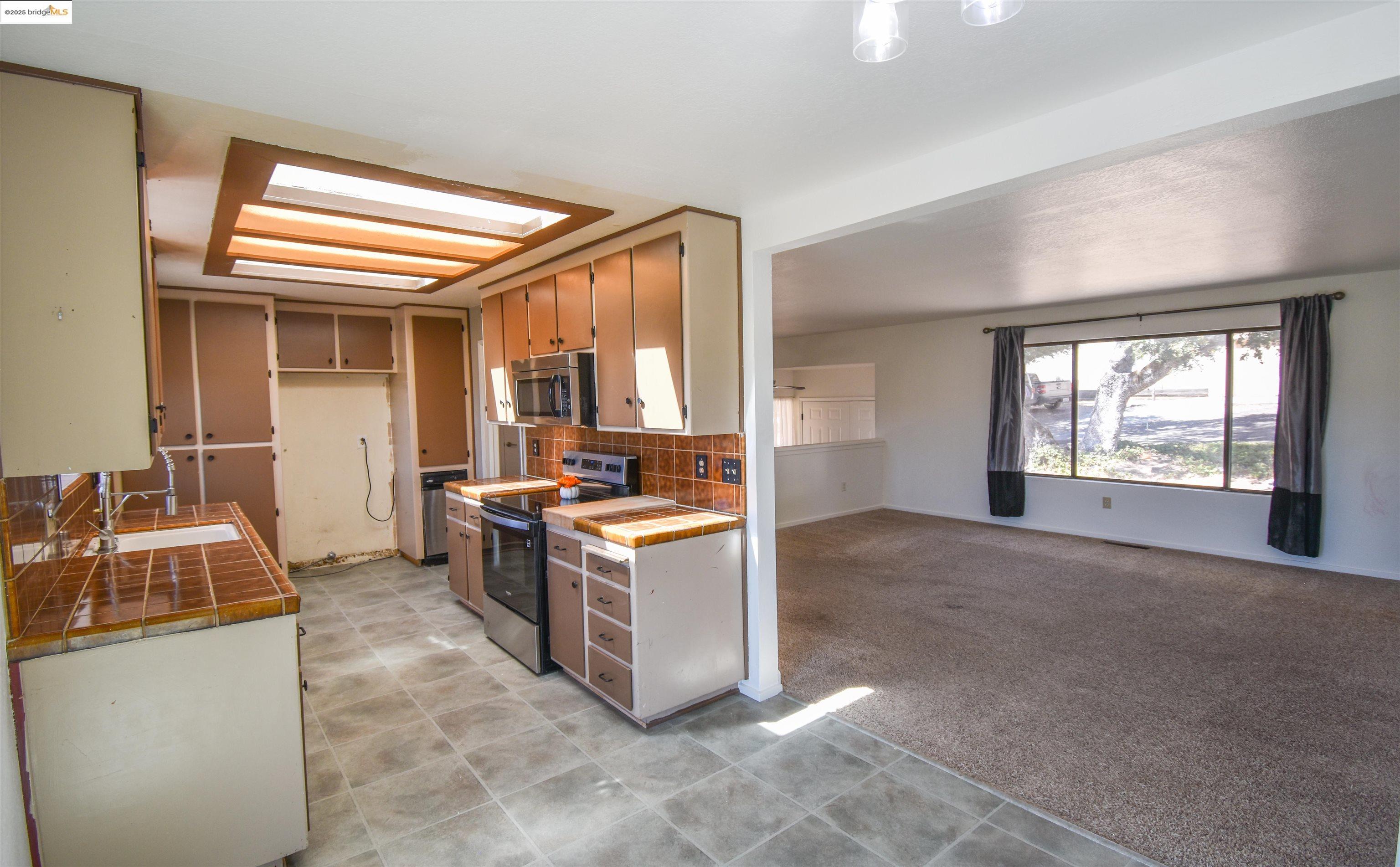 Detail Gallery Image 16 of 39 For 21850 Phoenix Lake Rd, Sonora,  CA 95370 - 3 Beds | 2 Baths