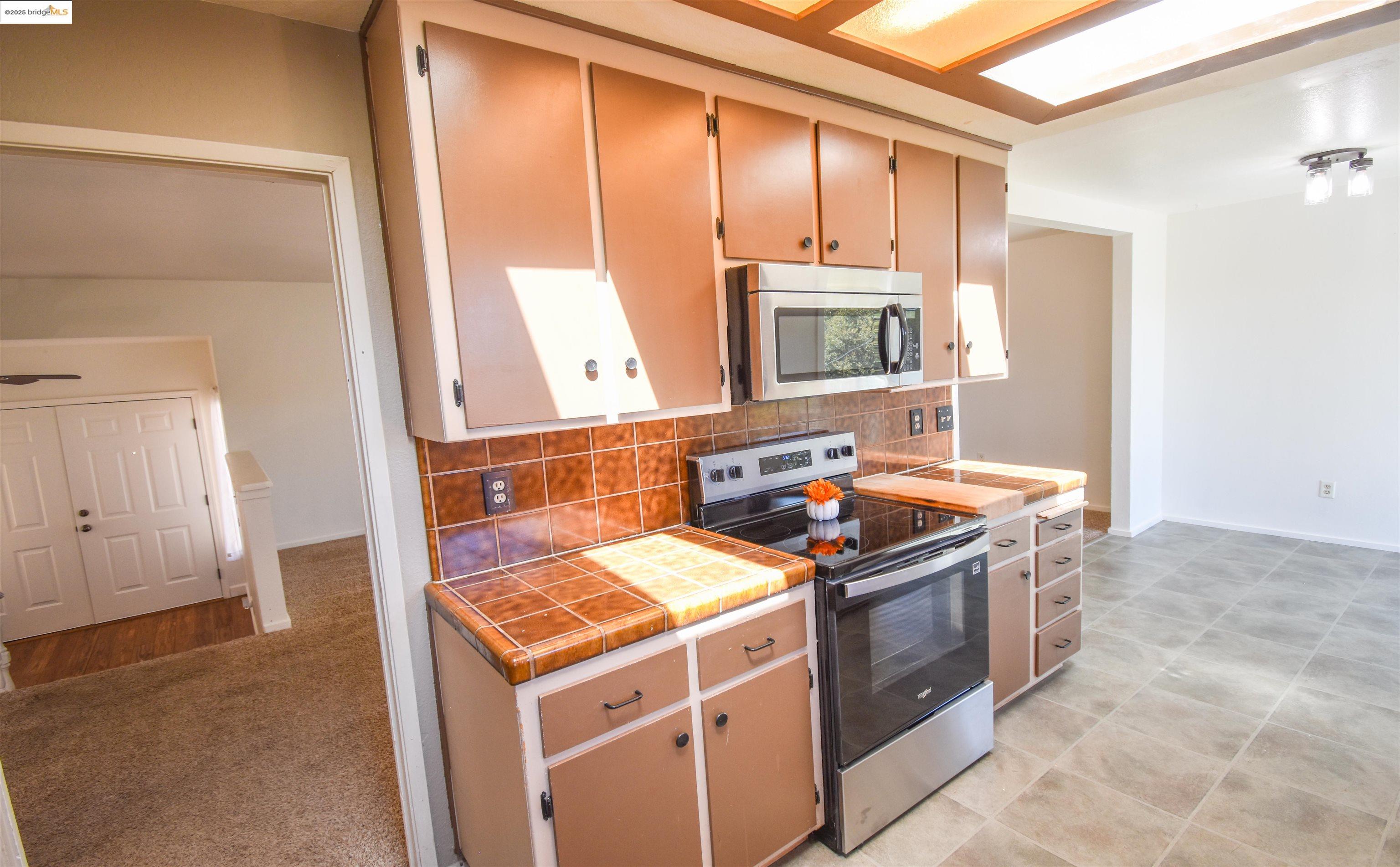 Detail Gallery Image 19 of 39 For 21850 Phoenix Lake Rd, Sonora,  CA 95370 - 3 Beds | 2 Baths