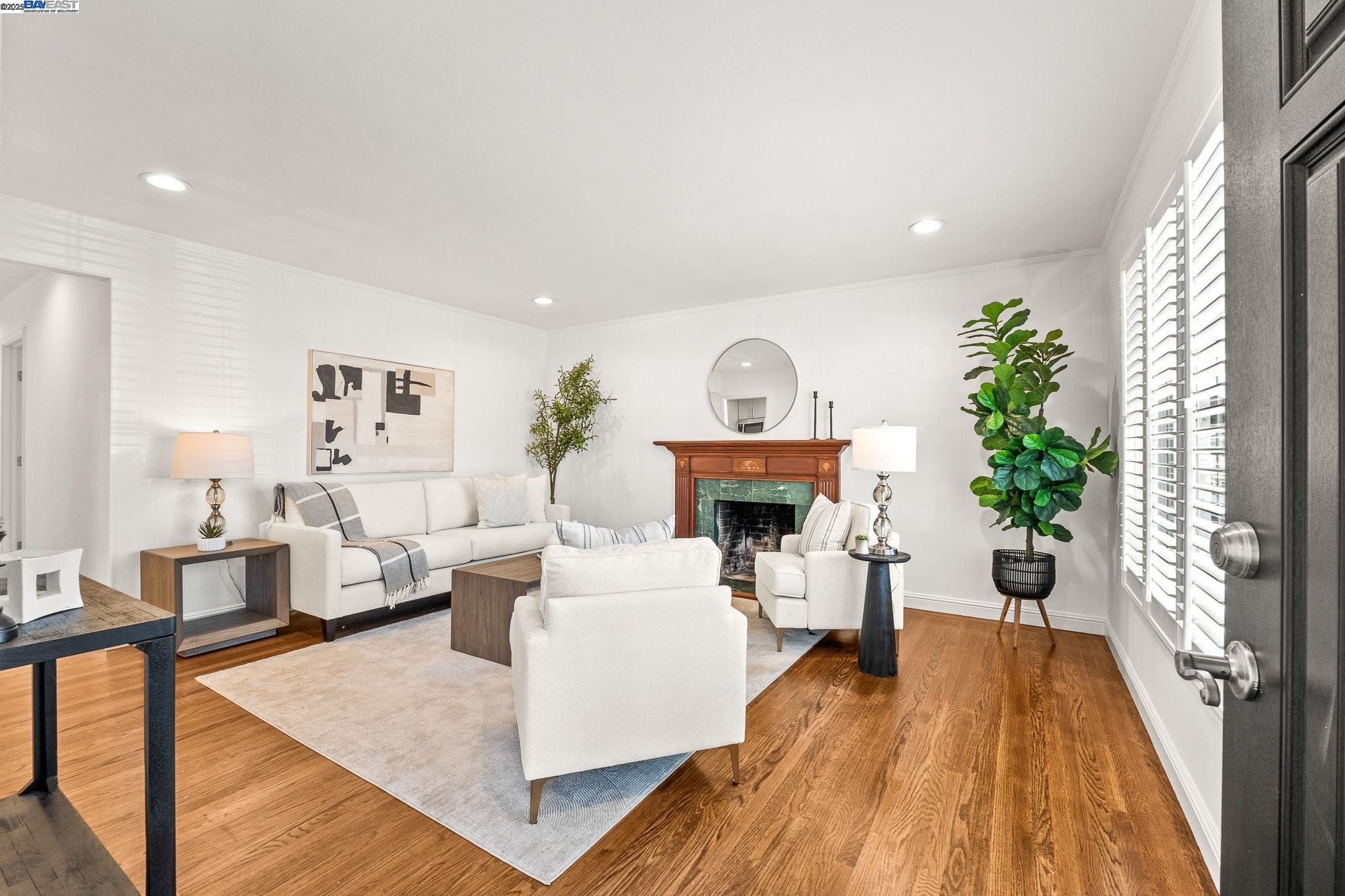 Detail Gallery Image 2 of 25 For 332 Heather Way, South San Francisco,  CA 94080 - 3 Beds | 1 Baths