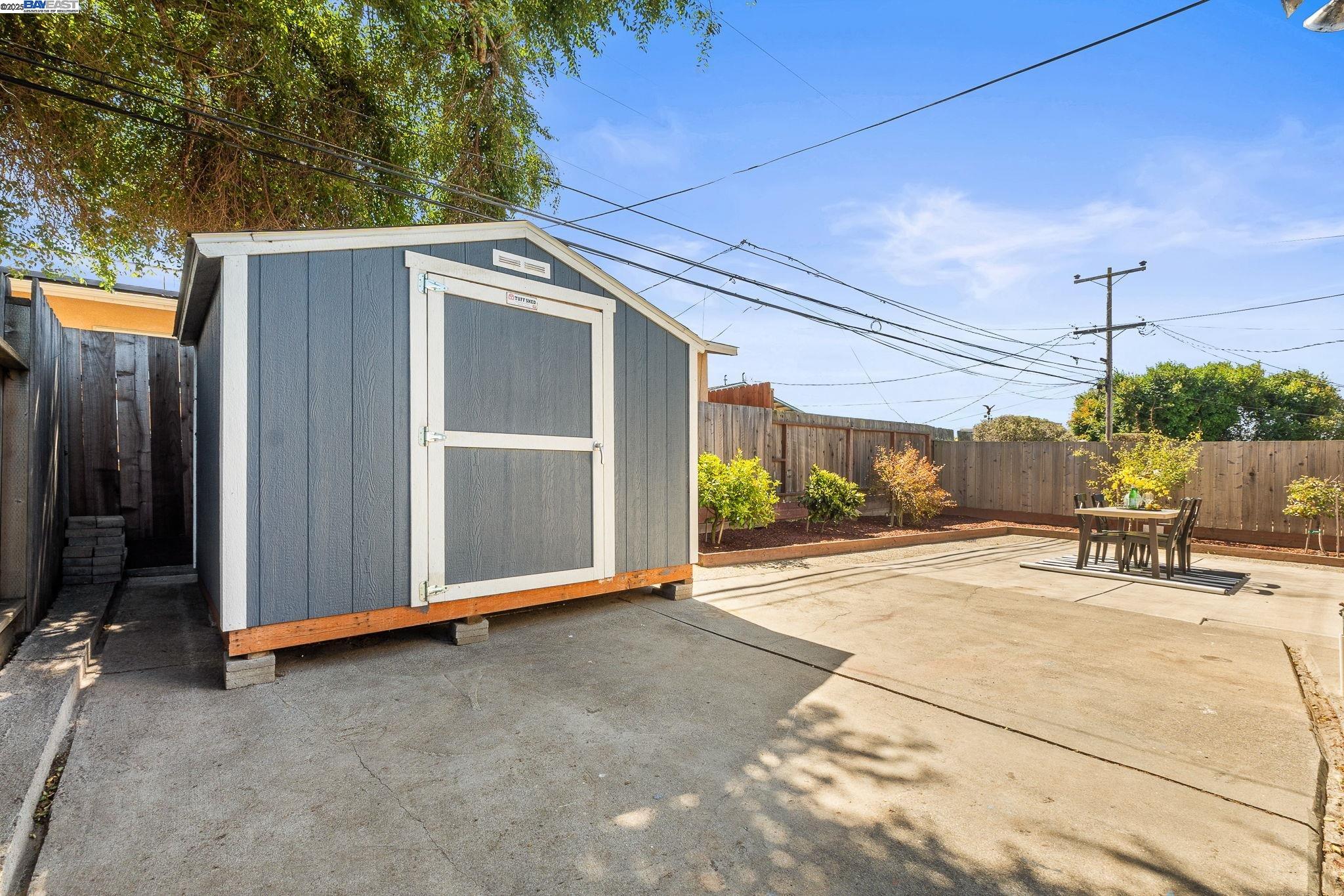 Detail Gallery Image 19 of 25 For 332 Heather Way, South San Francisco,  CA 94080 - 3 Beds | 1 Baths
