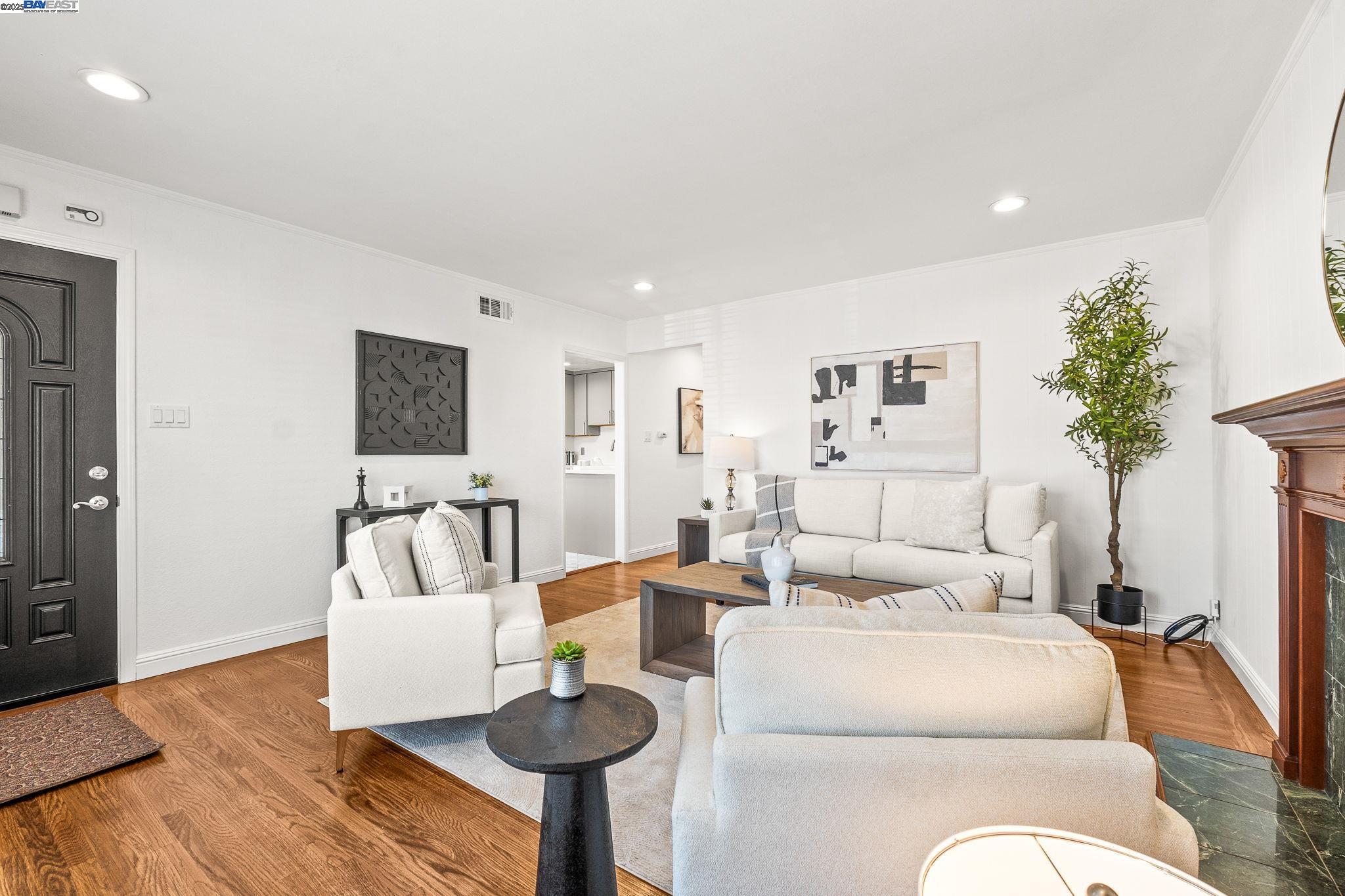 Detail Gallery Image 3 of 25 For 332 Heather Way, South San Francisco,  CA 94080 - 3 Beds | 1 Baths