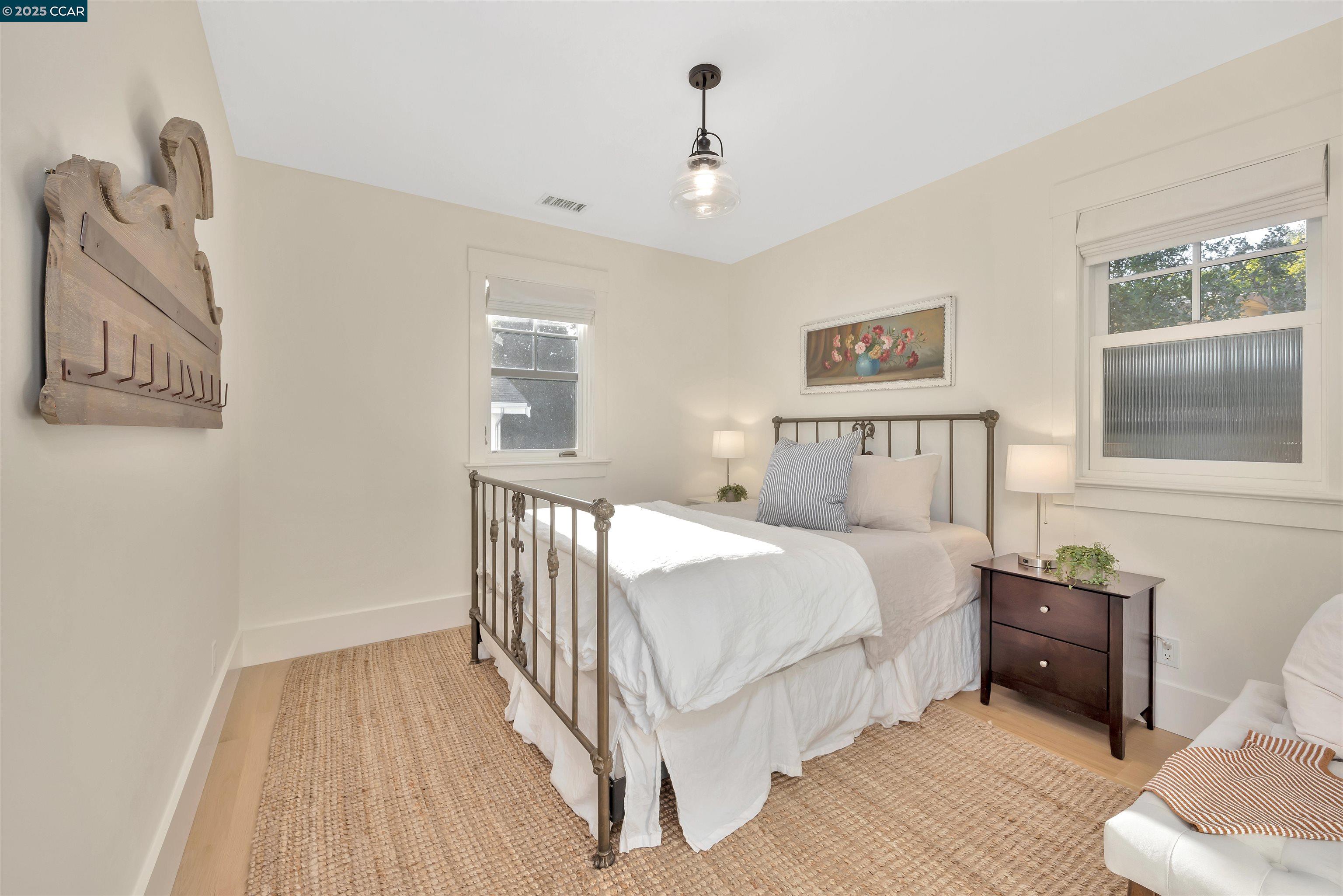 Detail Gallery Image 25 of 52 For 935 Reliez Station Rd, Lafayette,  CA 94549 - 5 Beds | 4/1 Baths