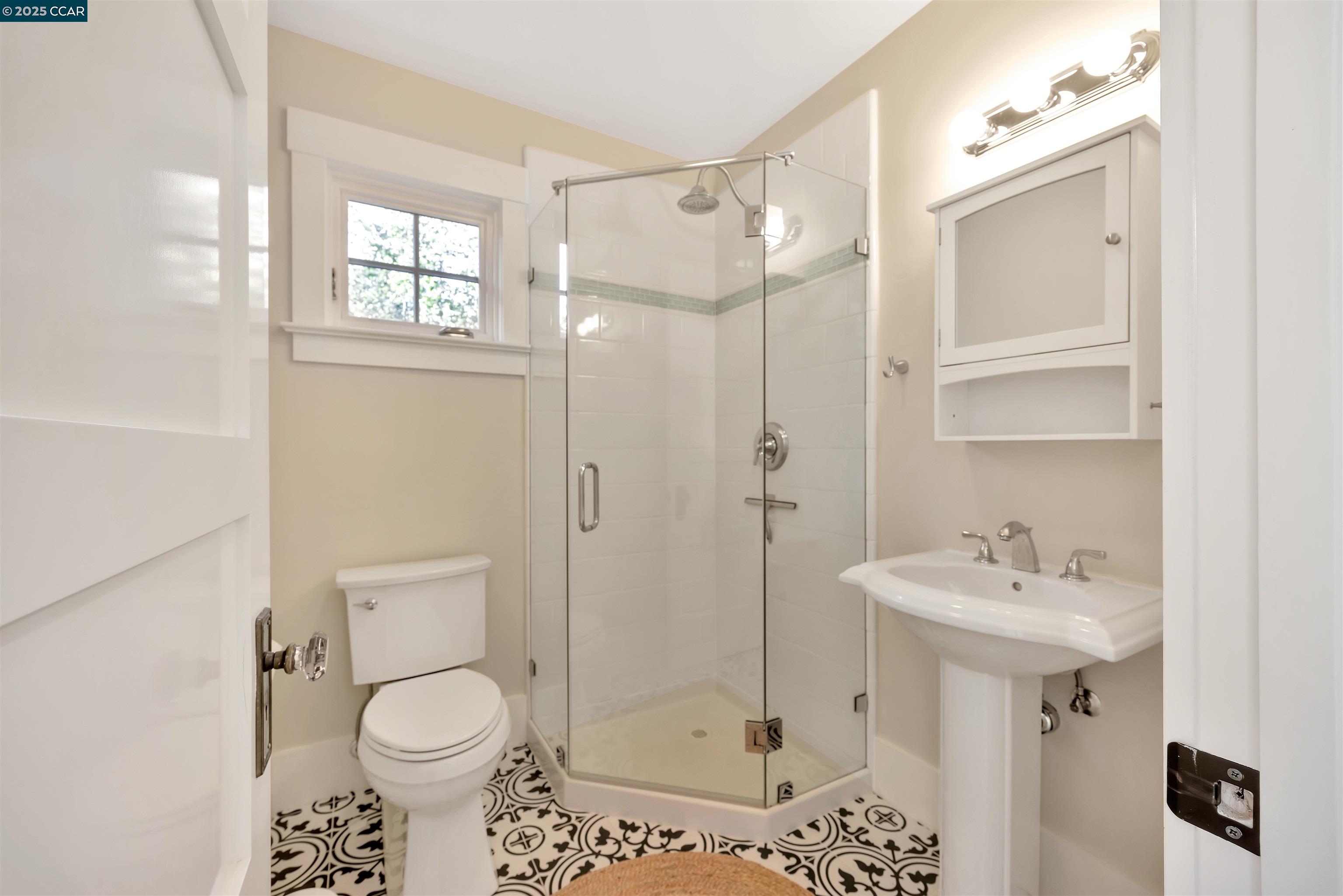 Detail Gallery Image 26 of 52 For 935 Reliez Station Rd, Lafayette,  CA 94549 - 5 Beds | 4/1 Baths