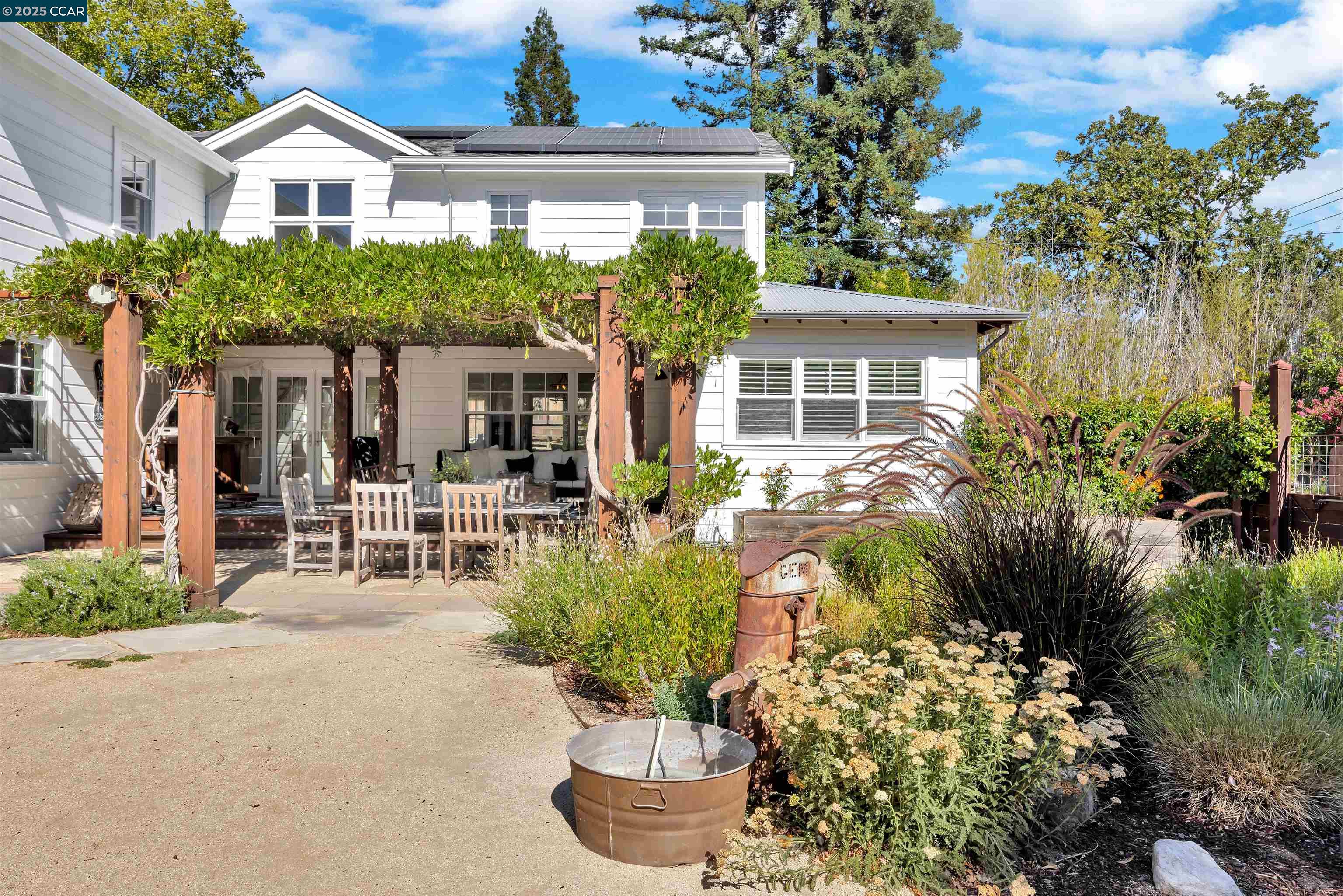 Detail Gallery Image 34 of 52 For 935 Reliez Station Rd, Lafayette,  CA 94549 - 5 Beds | 4/1 Baths