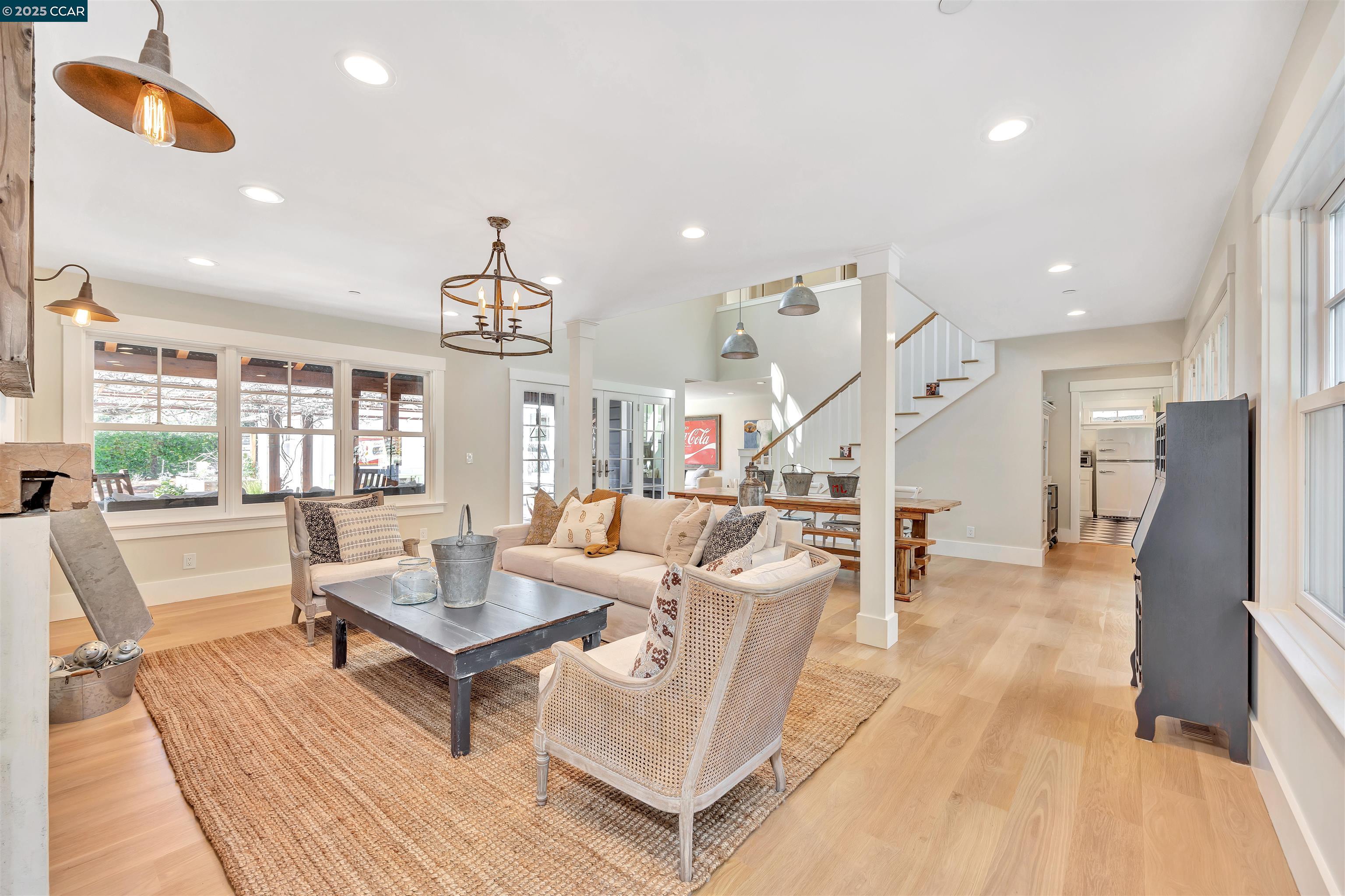 Detail Gallery Image 5 of 52 For 935 Reliez Station Rd, Lafayette,  CA 94549 - 5 Beds | 4/1 Baths