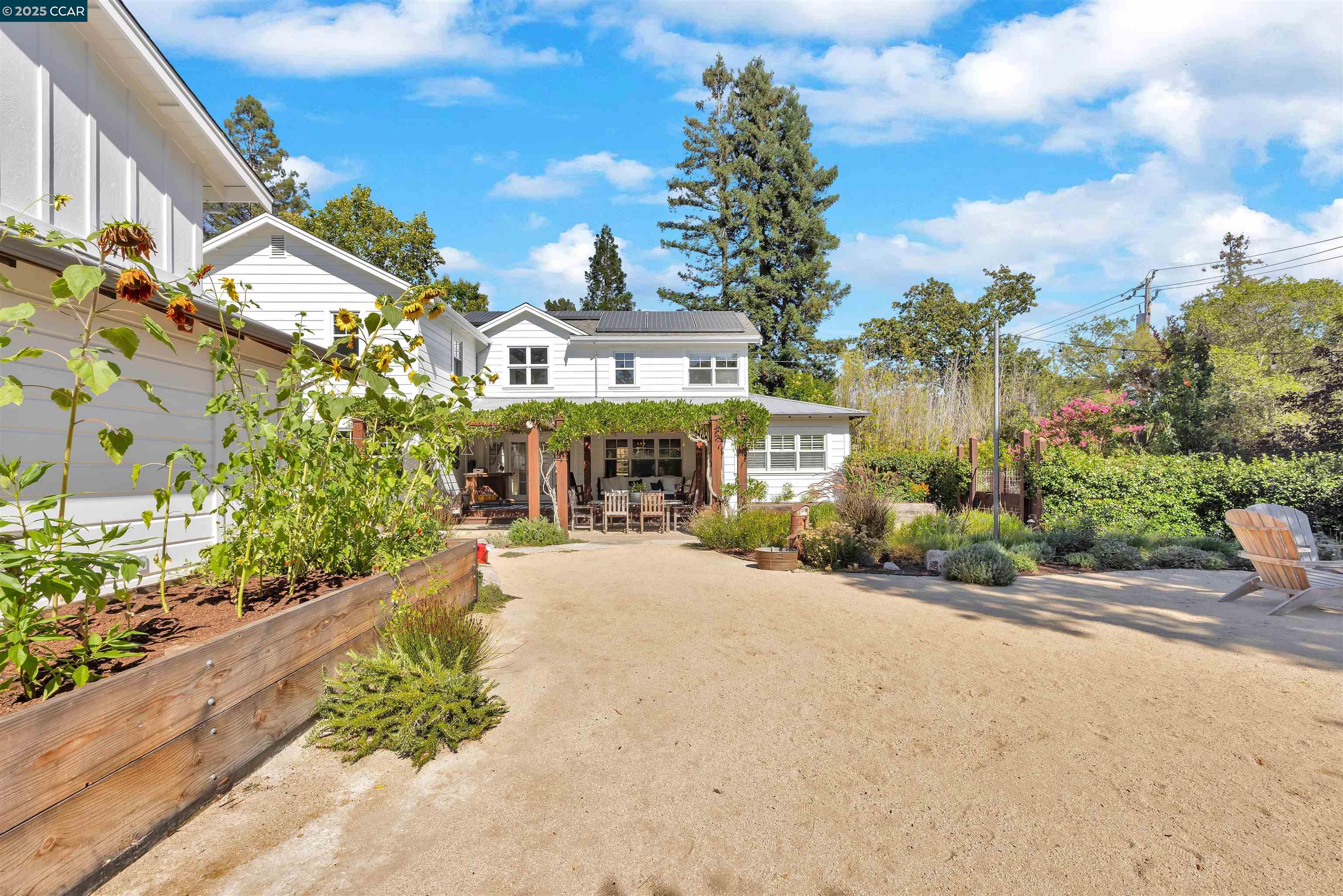 Detail Gallery Image 44 of 52 For 935 Reliez Station Rd, Lafayette,  CA 94549 - 5 Beds | 4/1 Baths