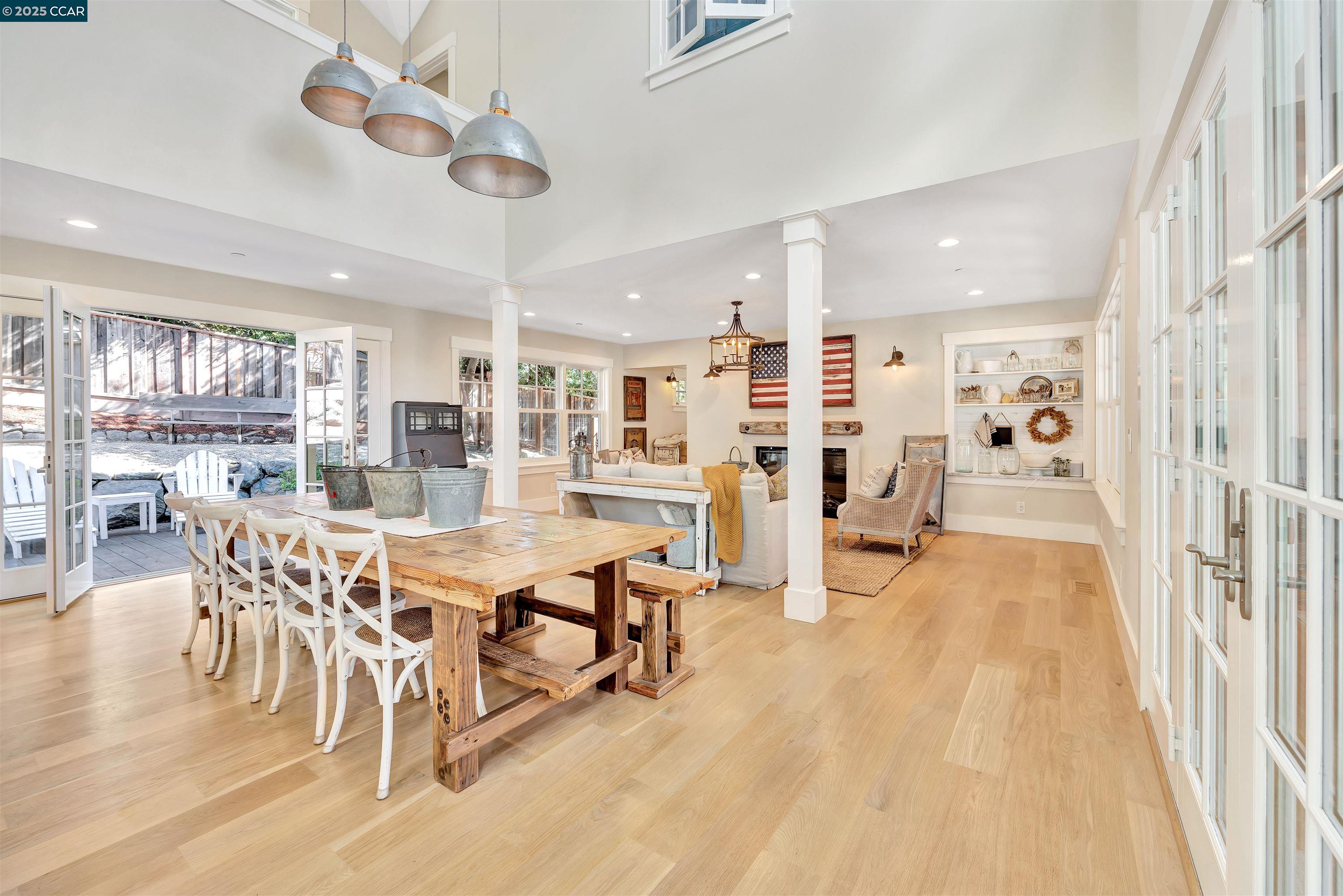 Detail Gallery Image 8 of 52 For 935 Reliez Station Rd, Lafayette,  CA 94549 - 5 Beds | 4/1 Baths