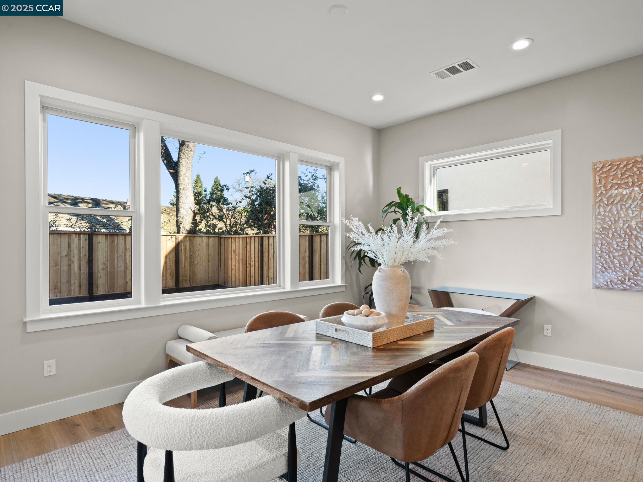 Detail Gallery Image 11 of 40 For 245 Haleena Place, Walnut Creek,  CA 94597 - 4 Beds | 3/1 Baths