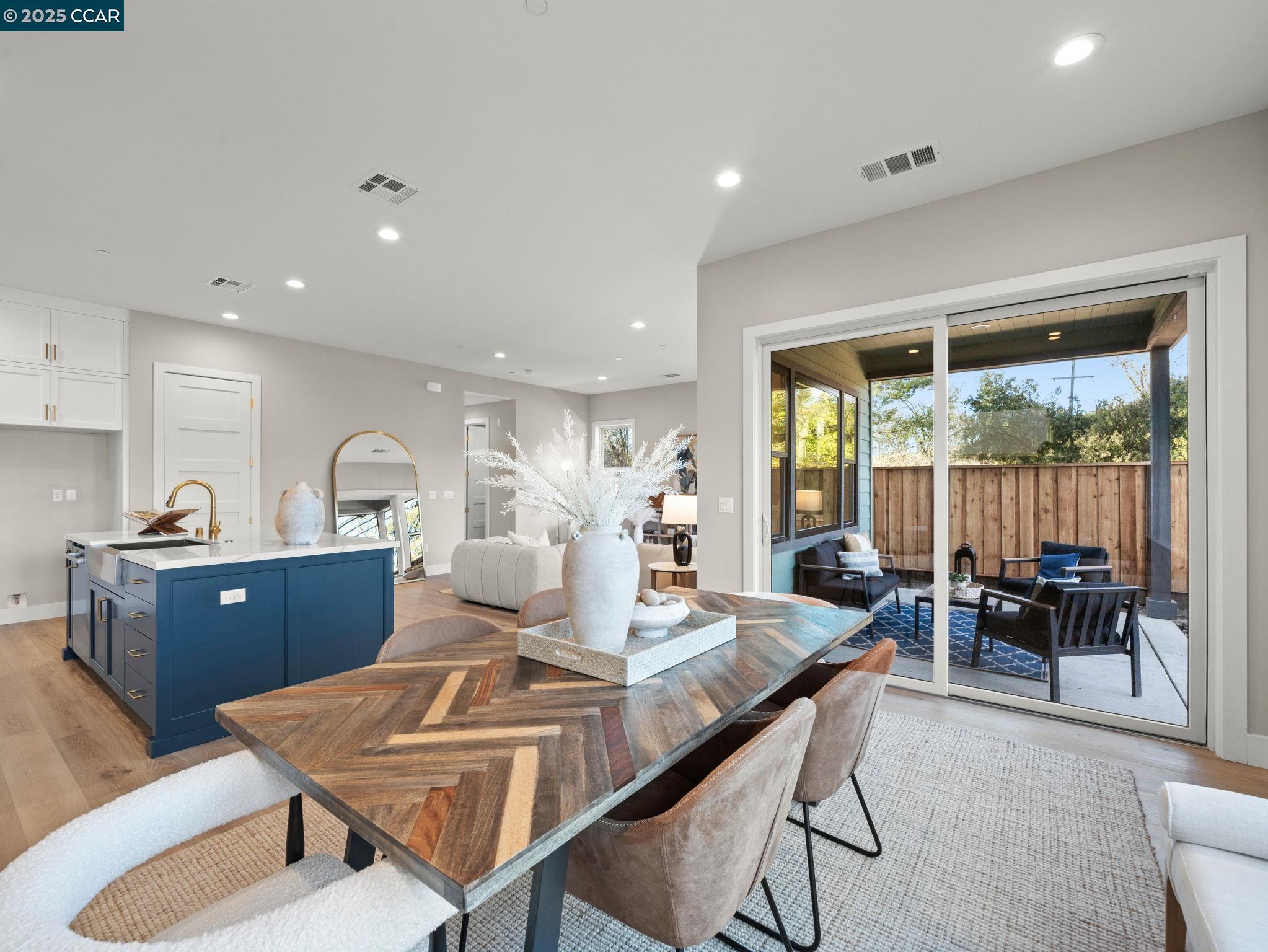 Detail Gallery Image 12 of 40 For 245 Haleena Place, Walnut Creek,  CA 94597 - 4 Beds | 3/1 Baths