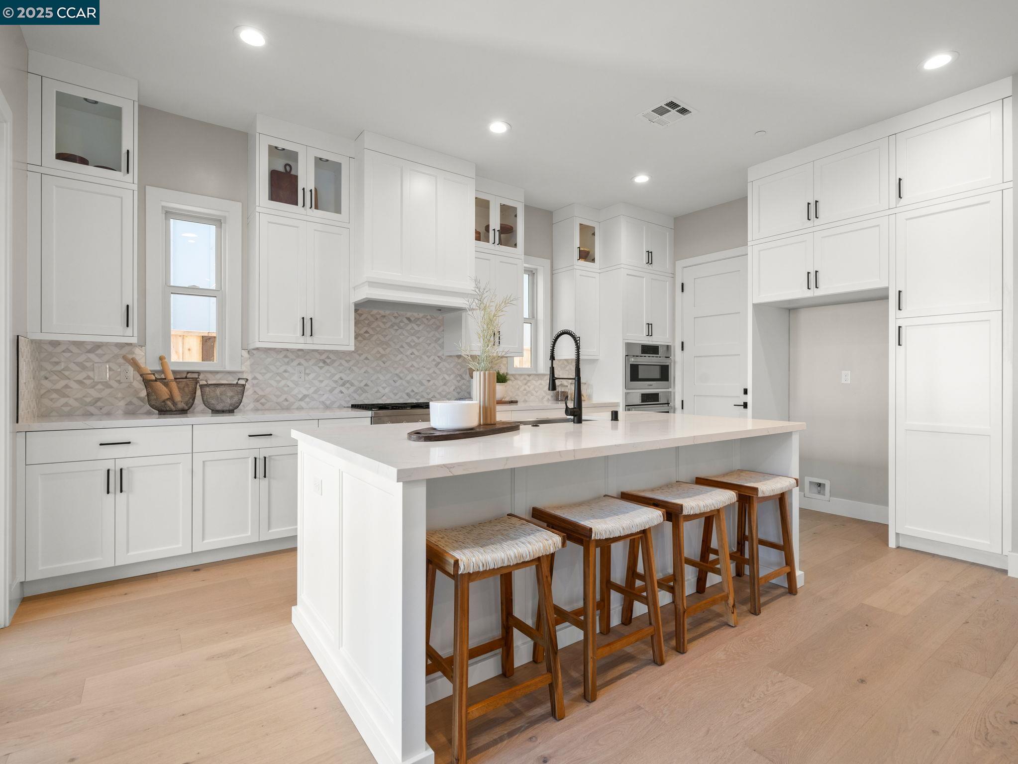 Detail Gallery Image 7 of 33 For 257 Haleena Place, Walnut Creek,  CA 94597 - 3 Beds | 2/1 Baths