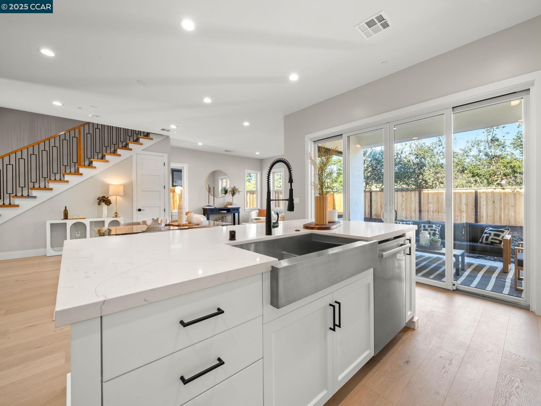 Detail Gallery Image 9 of 33 For 257 Haleena Place, Walnut Creek,  CA 94597 - 3 Beds | 2/1 Baths