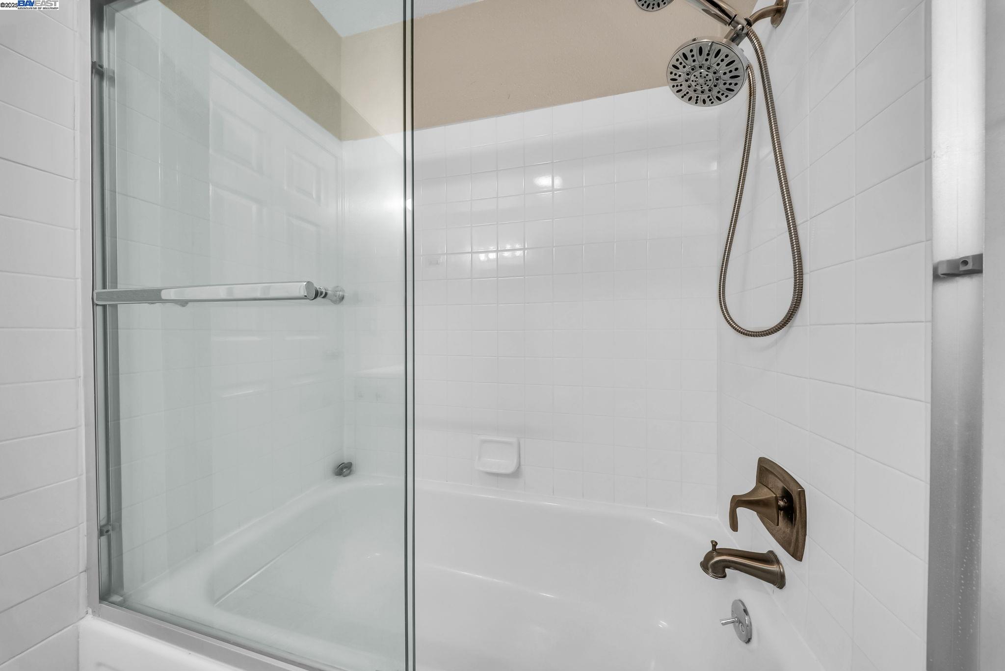 Detail Gallery Image 26 of 33 For 4446 Seminole Way, Pleasanton,  CA 94588-4201 - 4 Beds | 2/1 Baths