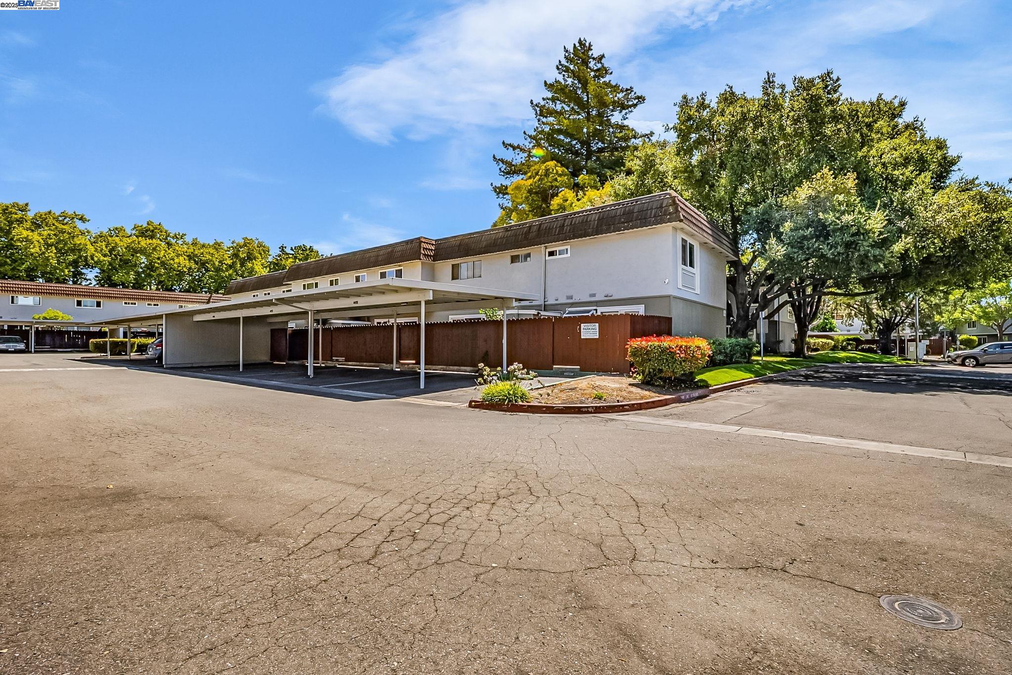 Detail Gallery Image 31 of 33 For 4446 Seminole Way, Pleasanton,  CA 94588-4201 - 4 Beds | 2/1 Baths