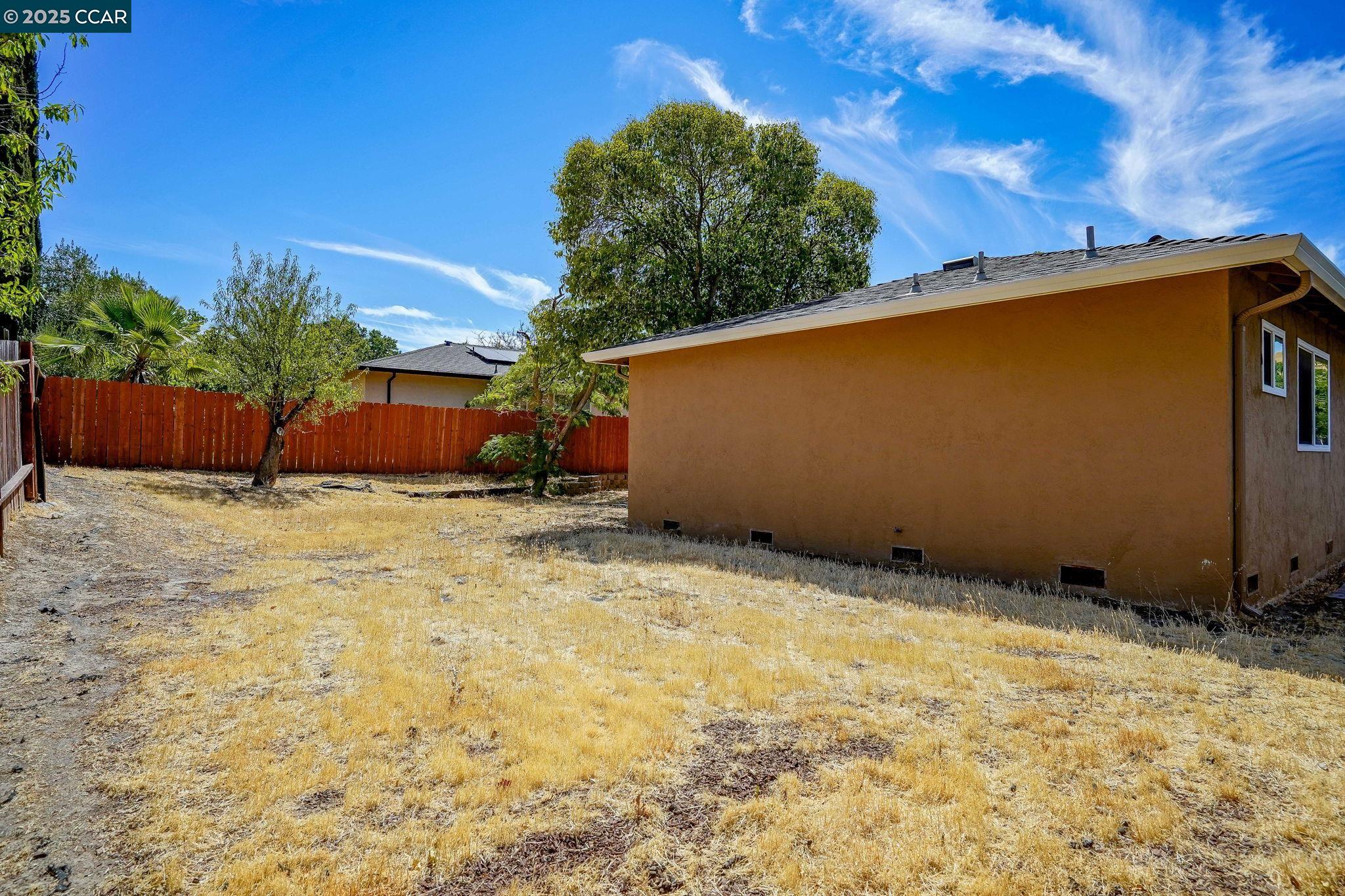 Detail Gallery Image 21 of 23 For 923 Jewett Ave, Pittsburg,  CA 94565 - 3 Beds | 2 Baths