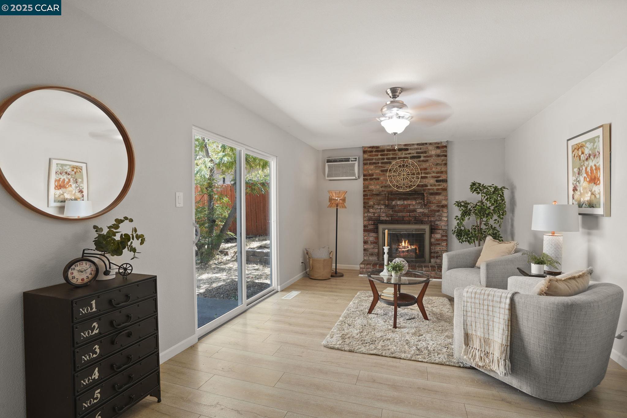Detail Gallery Image 10 of 23 For 923 Jewett Ave, Pittsburg,  CA 94565 - 3 Beds | 2 Baths