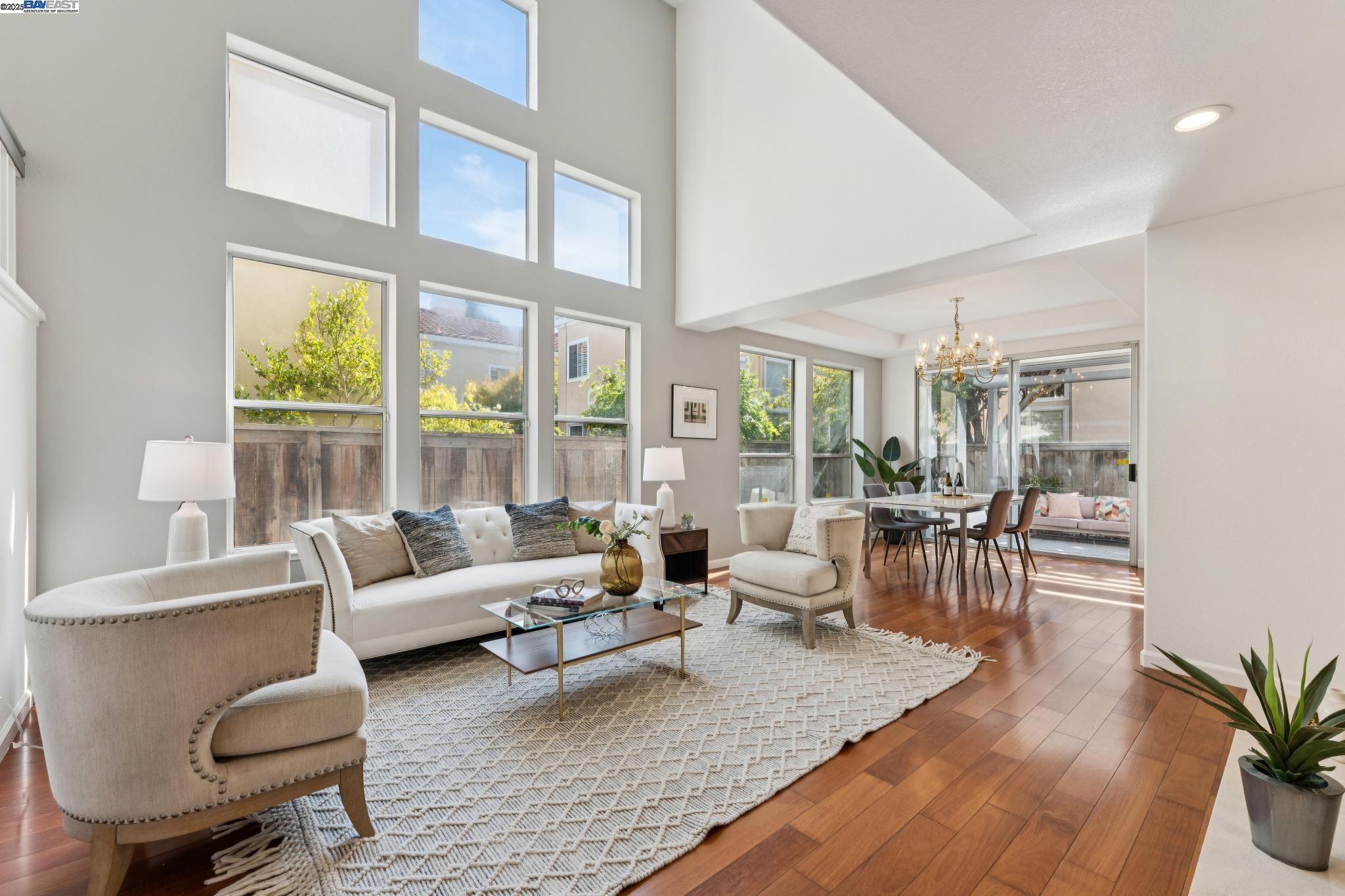 Detail Gallery Image 4 of 53 For 125 Cardigan Bay, Alameda,  CA 94502 - 4 Beds | 2/1 Baths