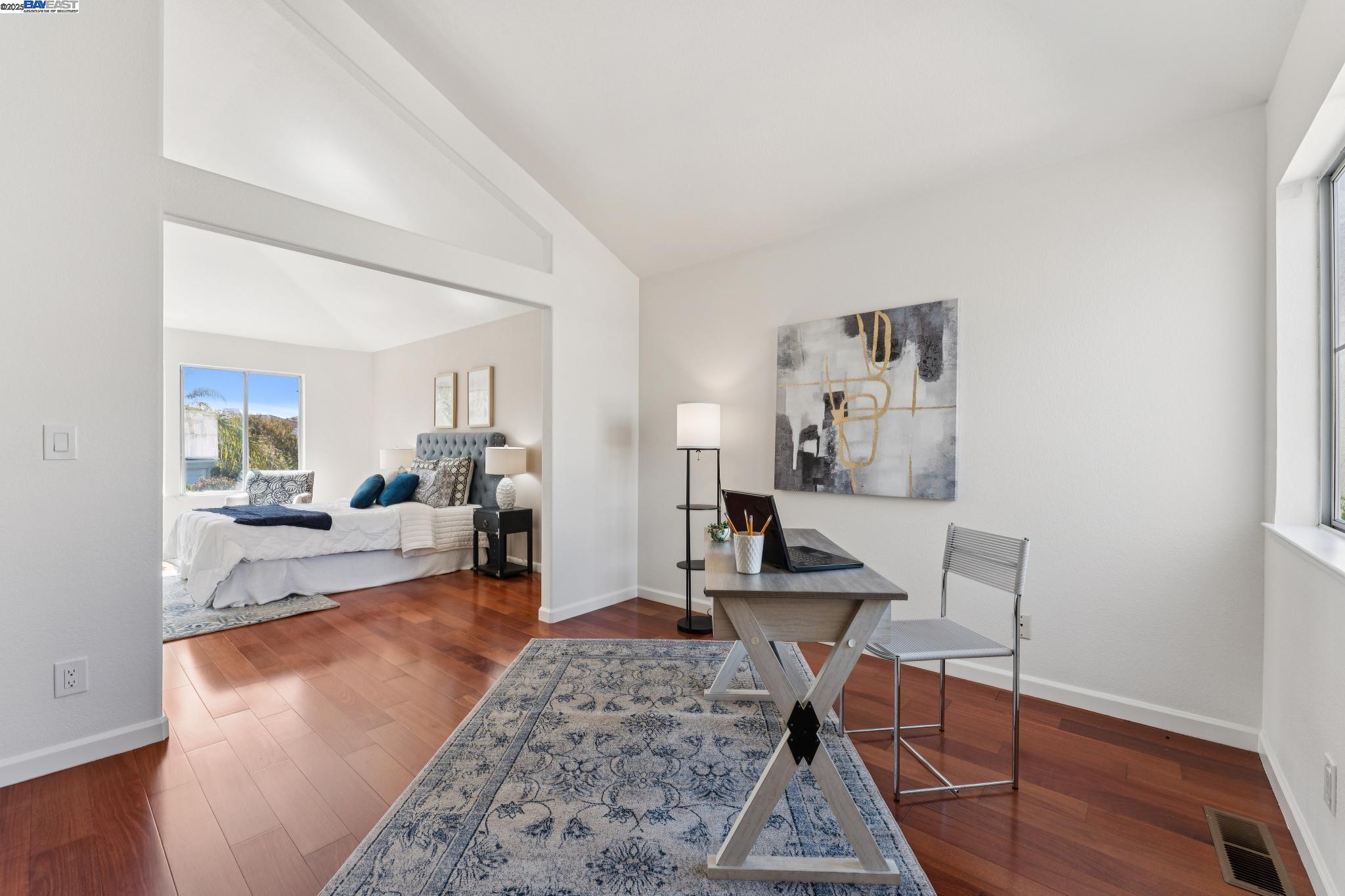 Detail Gallery Image 32 of 53 For 125 Cardigan Bay, Alameda,  CA 94502 - 4 Beds | 2/1 Baths