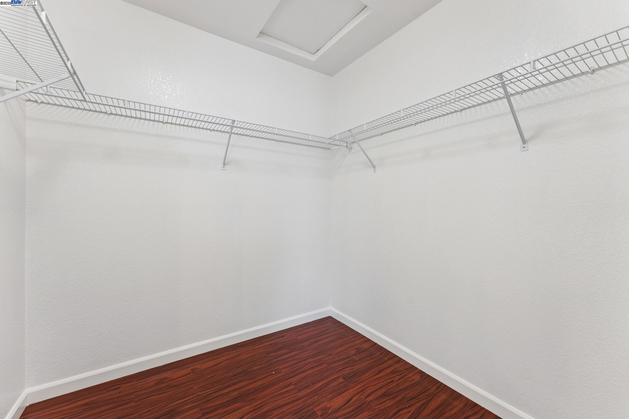 Detail Gallery Image 38 of 53 For 125 Cardigan Bay, Alameda,  CA 94502 - 4 Beds | 2/1 Baths