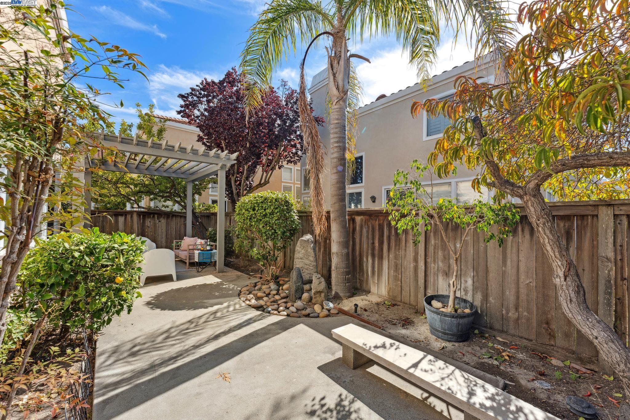Detail Gallery Image 47 of 53 For 125 Cardigan Bay, Alameda,  CA 94502 - 4 Beds | 2/1 Baths