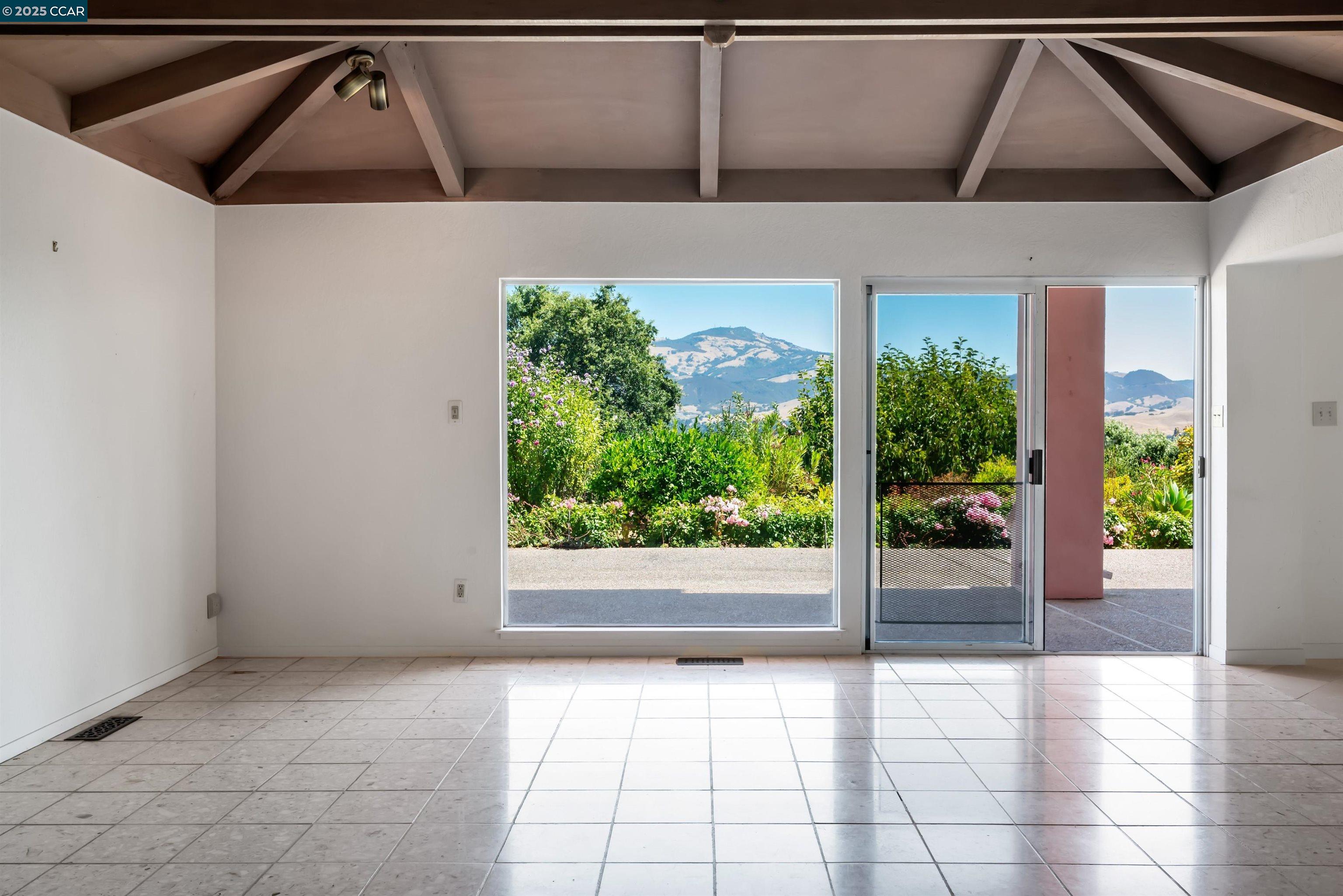 Detail Gallery Image 18 of 55 For 7 Sky Terrace, Danville,  CA 94526 - 5 Beds | 5 Baths