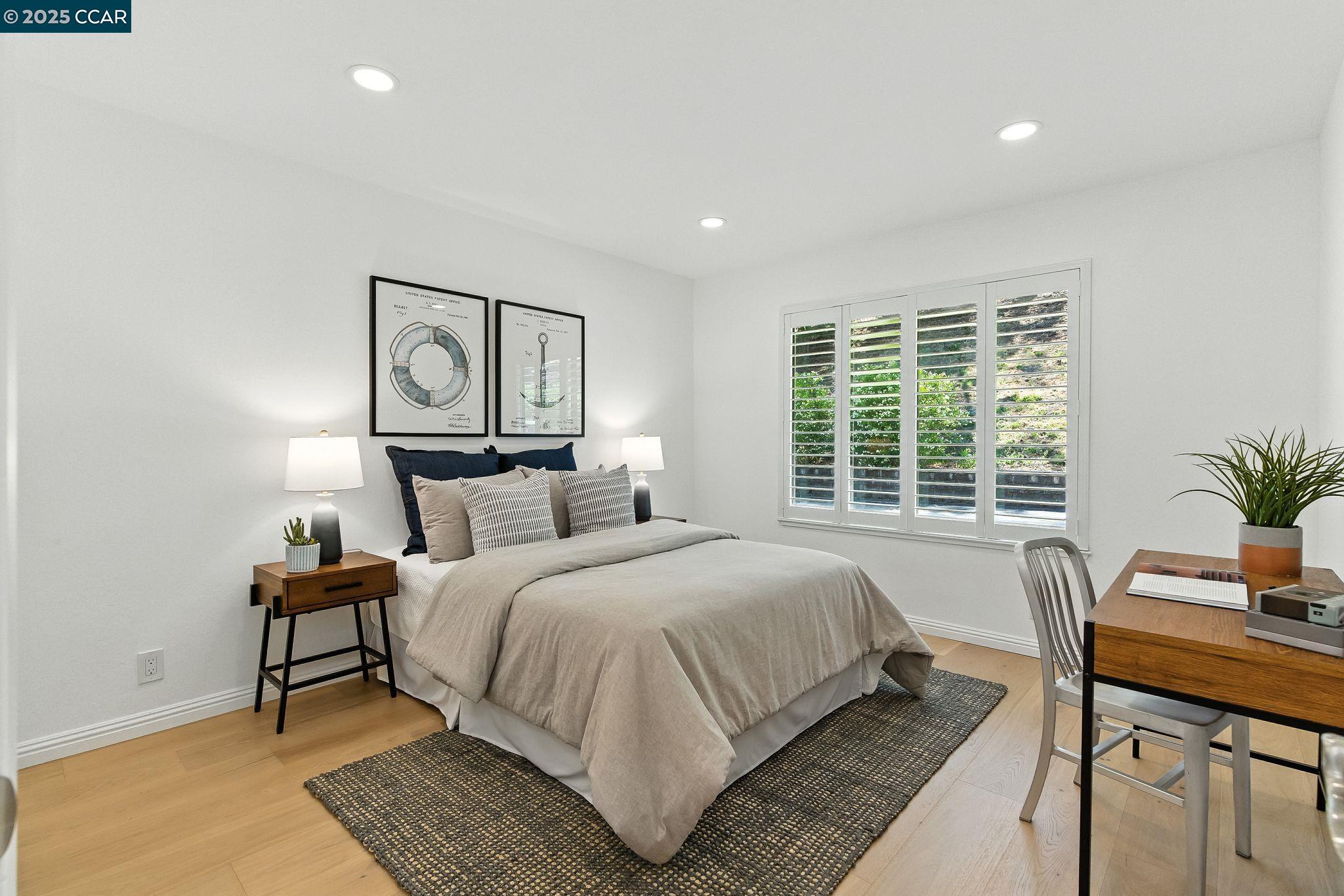 Detail Gallery Image 21 of 43 For 1725 Spyglass Ln, Moraga,  CA 94556 - 3 Beds | 2 Baths
