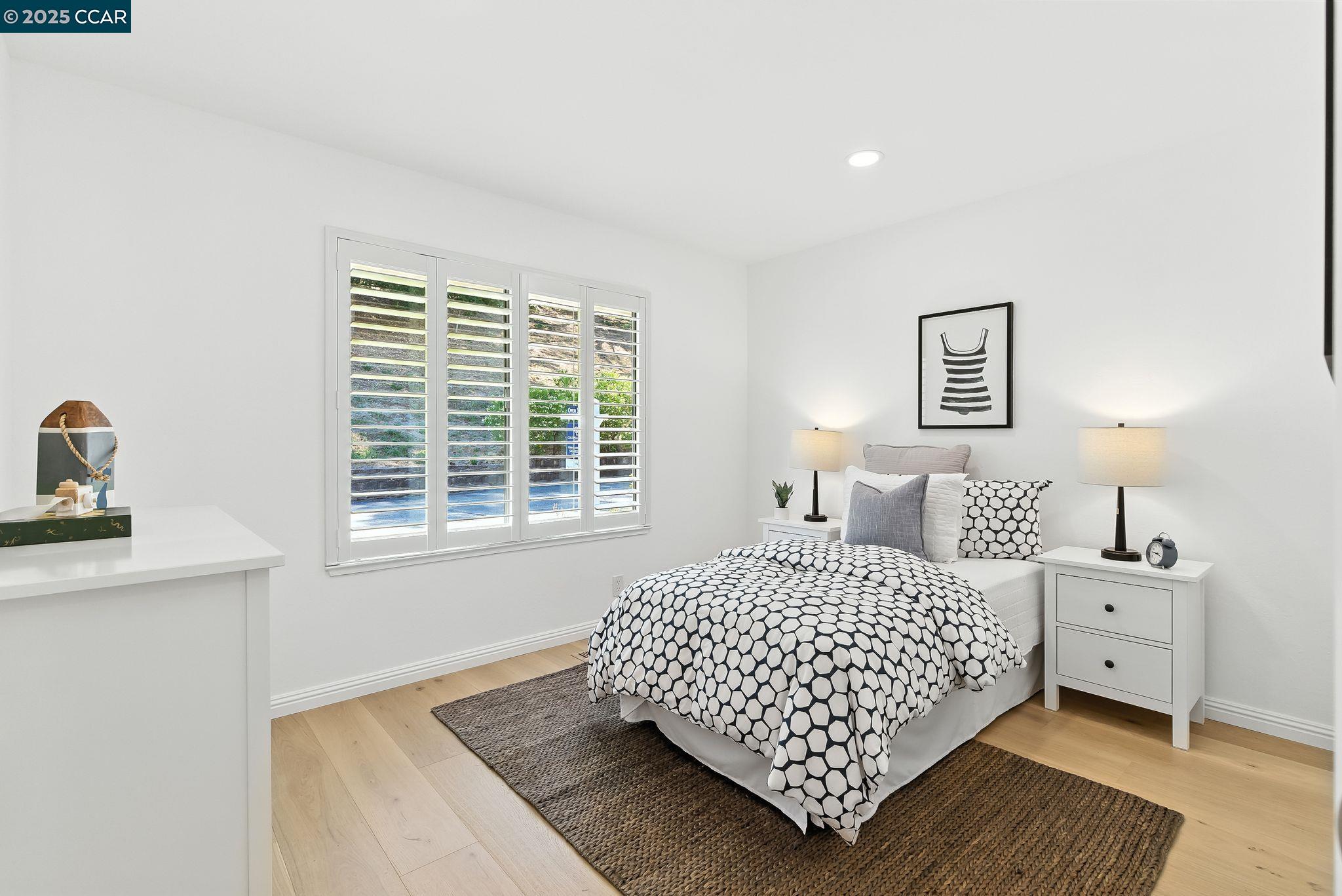 Detail Gallery Image 23 of 43 For 1725 Spyglass Ln, Moraga,  CA 94556 - 3 Beds | 2 Baths
