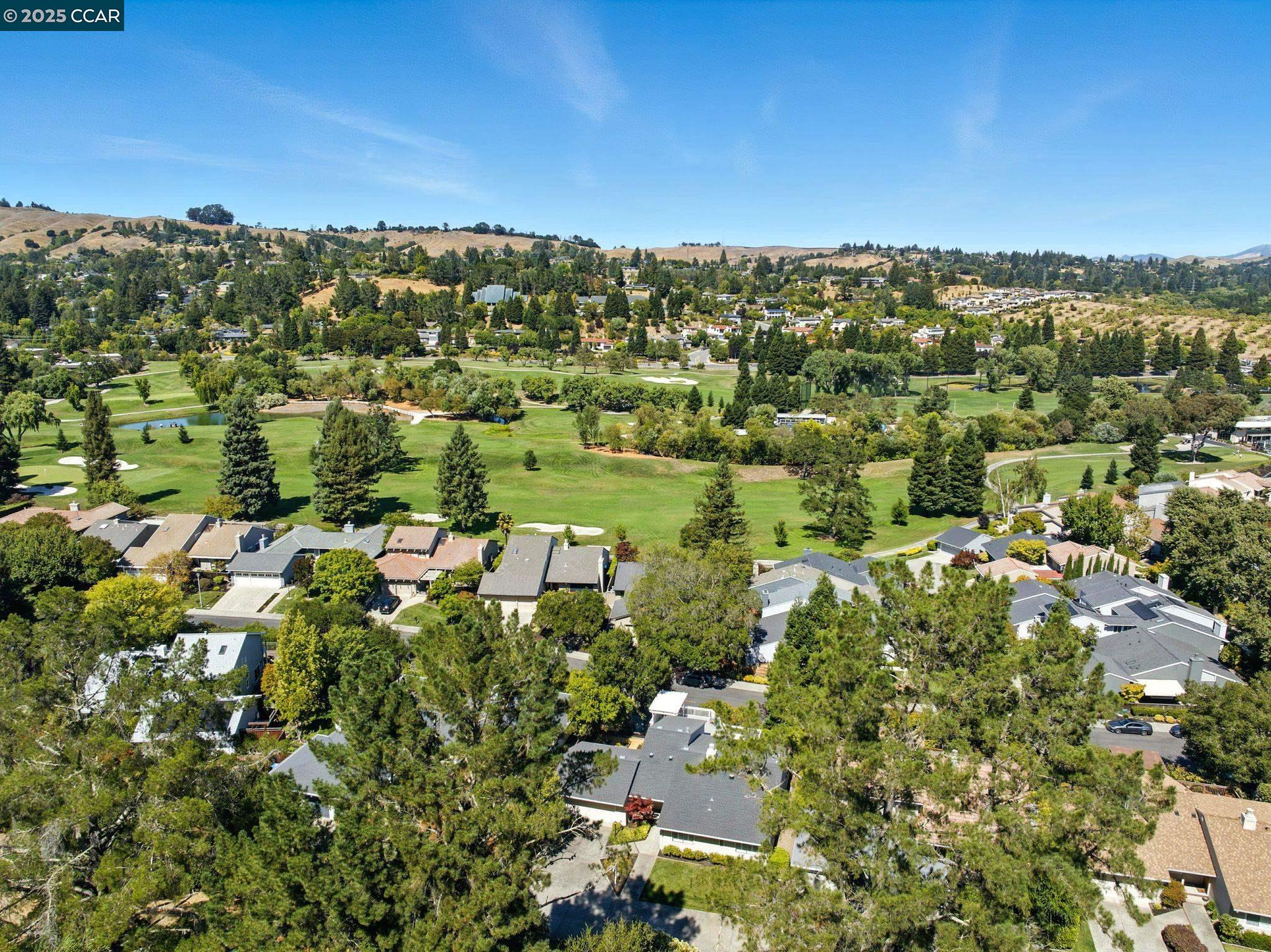Detail Gallery Image 41 of 43 For 1725 Spyglass Ln, Moraga,  CA 94556 - 3 Beds | 2 Baths