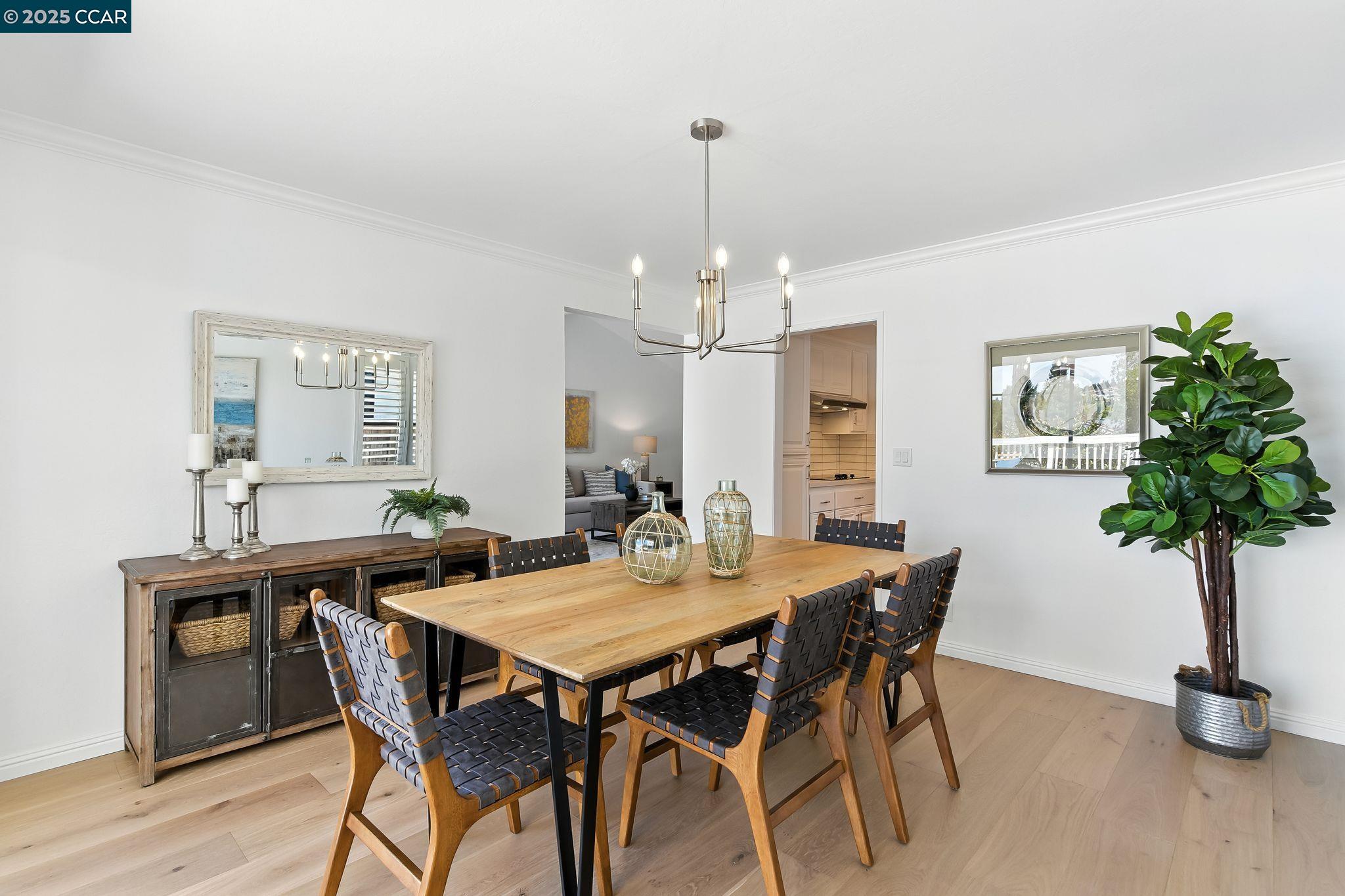 Detail Gallery Image 8 of 43 For 1725 Spyglass Ln, Moraga,  CA 94556 - 3 Beds | 2 Baths