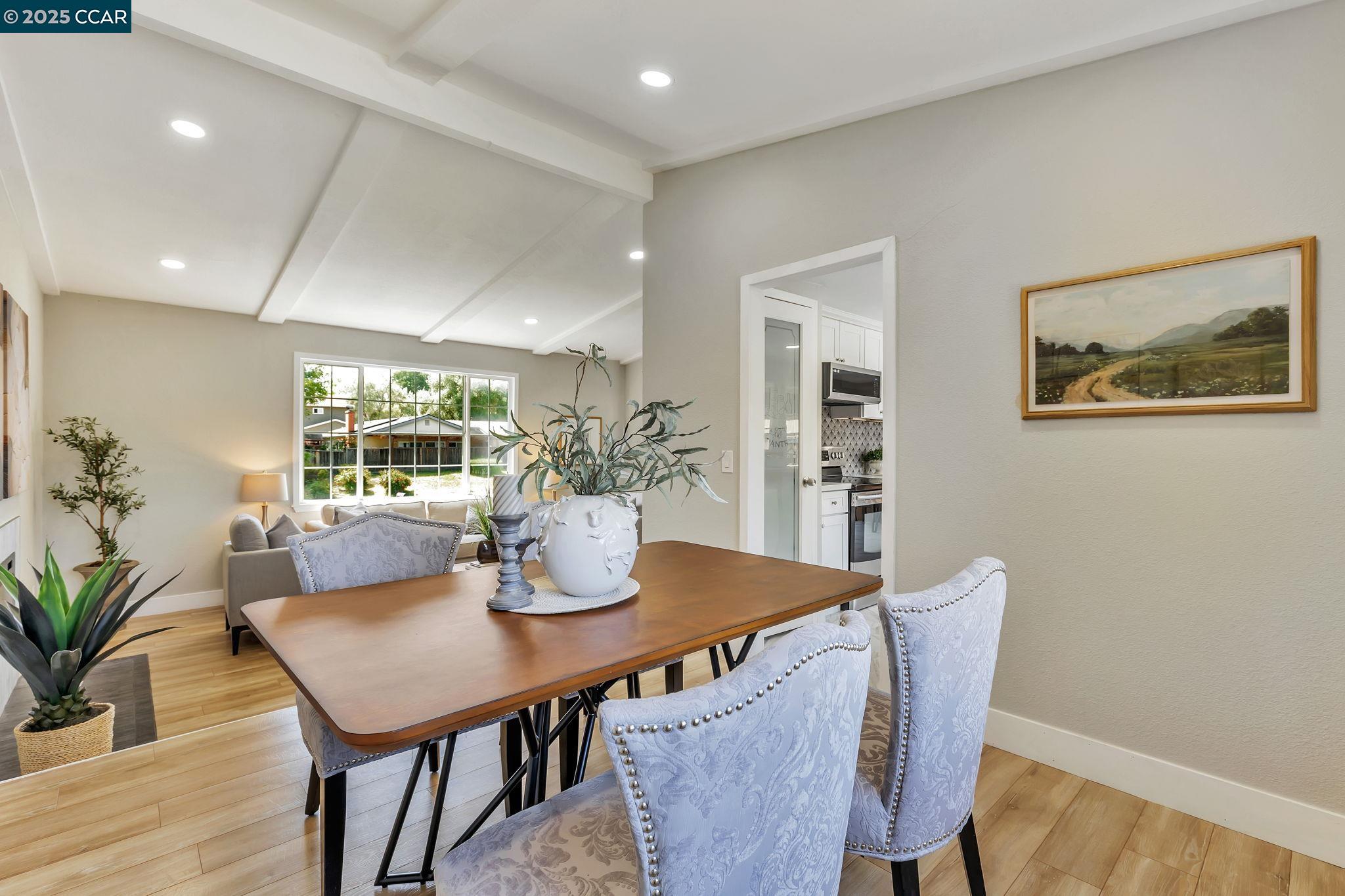 Detail Gallery Image 8 of 40 For 2782 Canyon Creek Dr, San Ramon,  CA 94583 - 4 Beds | 3 Baths
