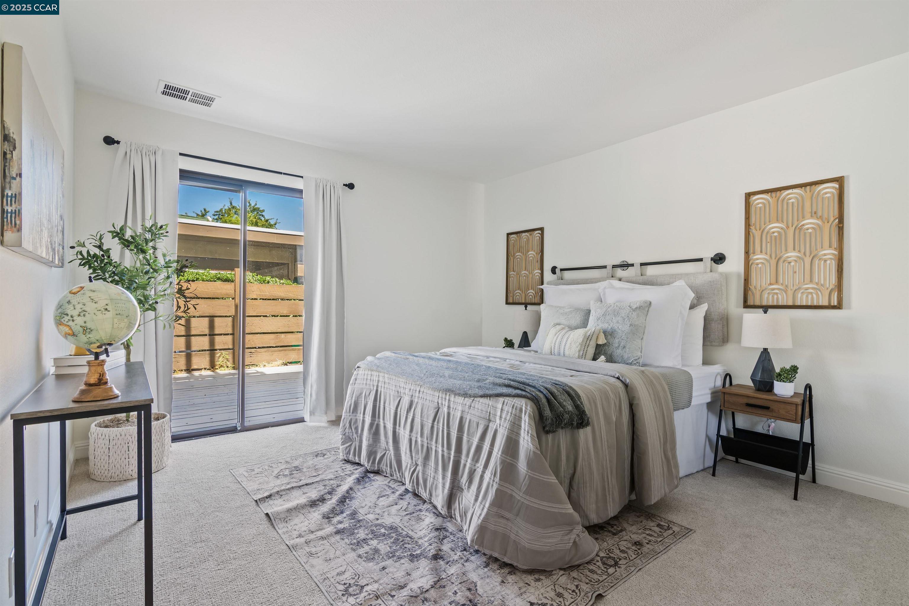 Detail Gallery Image 19 of 25 For 10 Zurich Ct, Pleasant Hill,  CA 94523 - 2 Beds | 2/1 Baths