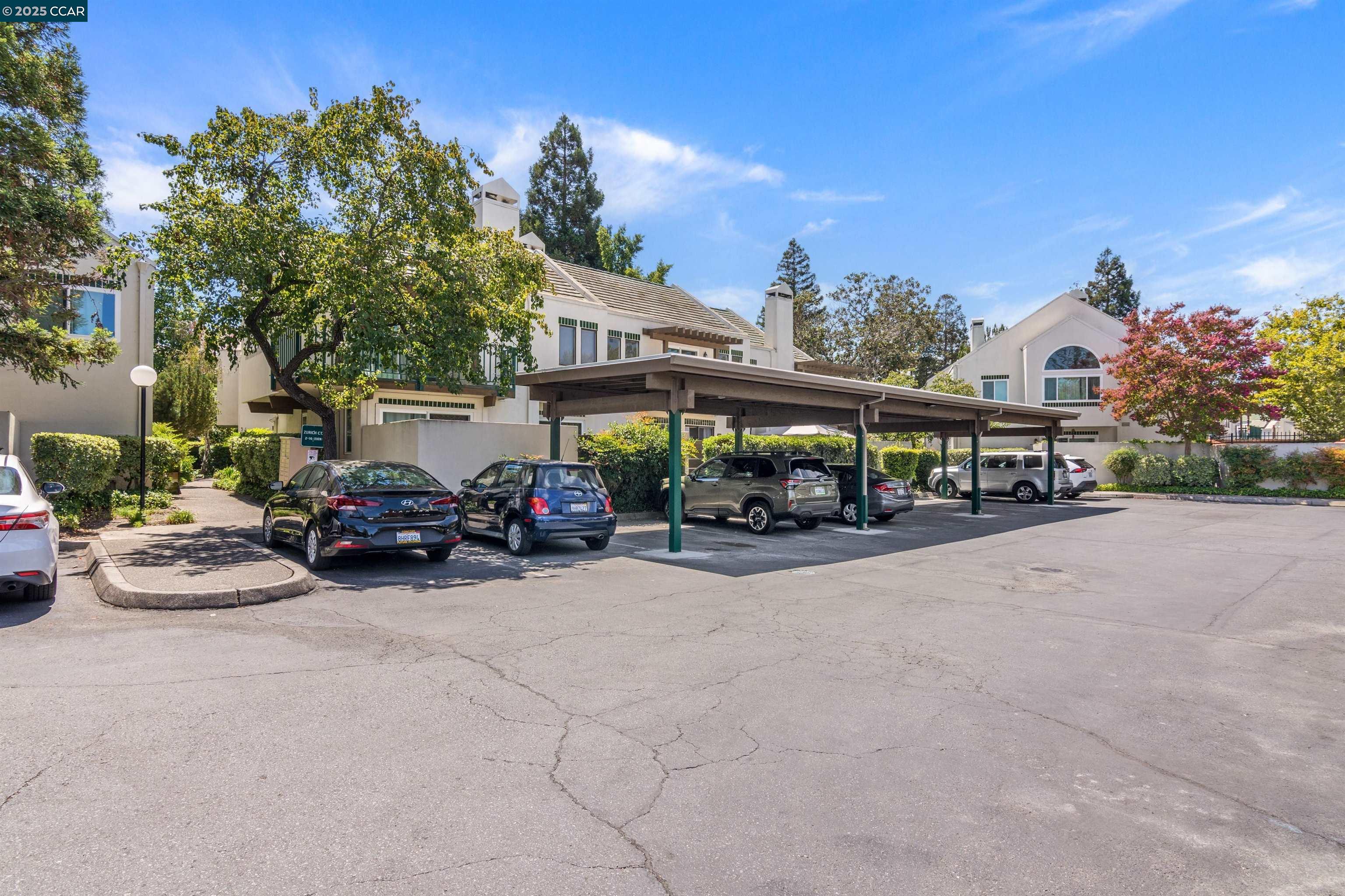 Detail Gallery Image 25 of 25 For 10 Zurich Ct, Pleasant Hill,  CA 94523 - 2 Beds | 2/1 Baths