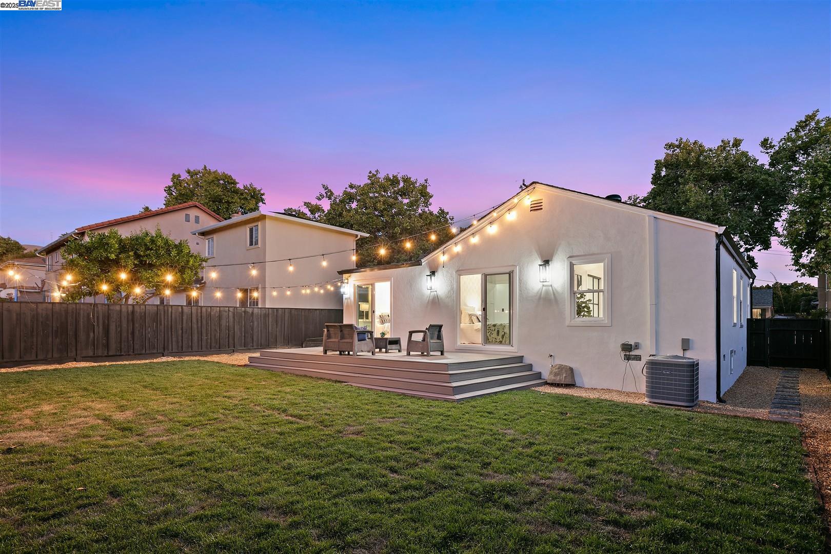 Detail Gallery Image 24 of 33 For 341 Dana St, Fremont,  CA 94539 - 3 Beds | 2 Baths