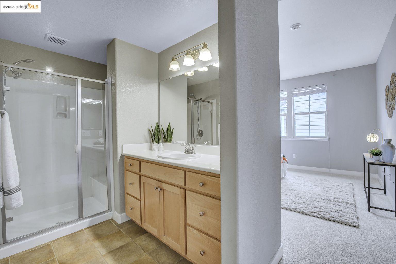 Detail Gallery Image 35 of 50 For 6130 Old Quarry Loop, Oakland,  CA 94605 - 3 Beds | 3 Baths