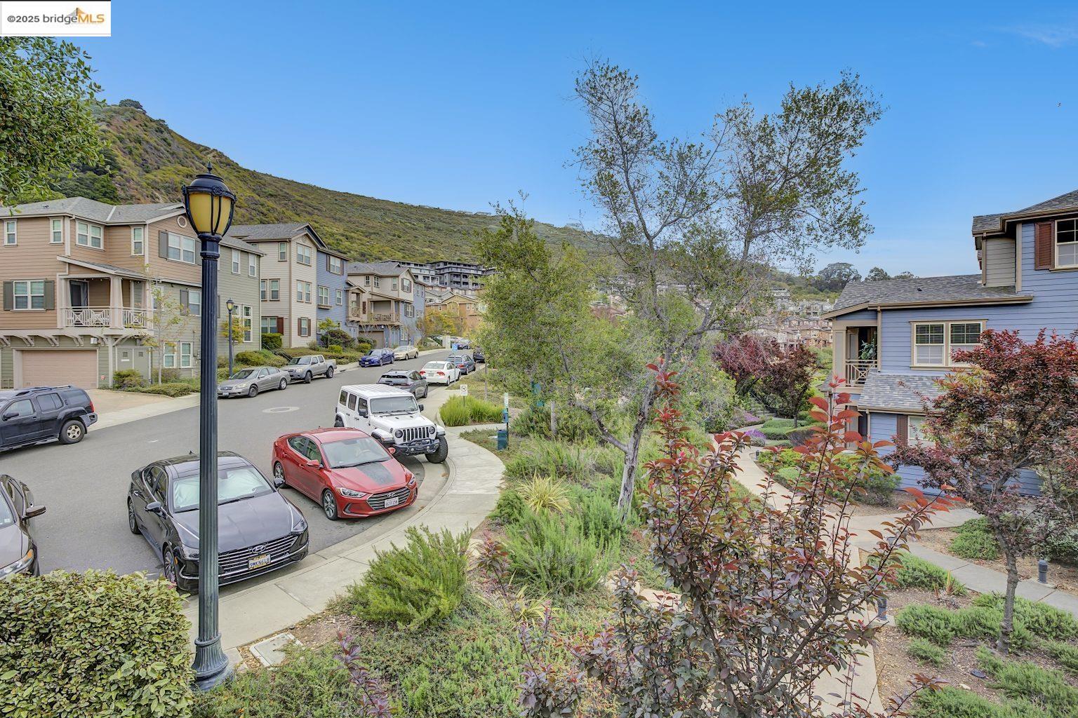 Detail Gallery Image 39 of 50 For 6130 Old Quarry Loop, Oakland,  CA 94605 - 3 Beds | 3 Baths