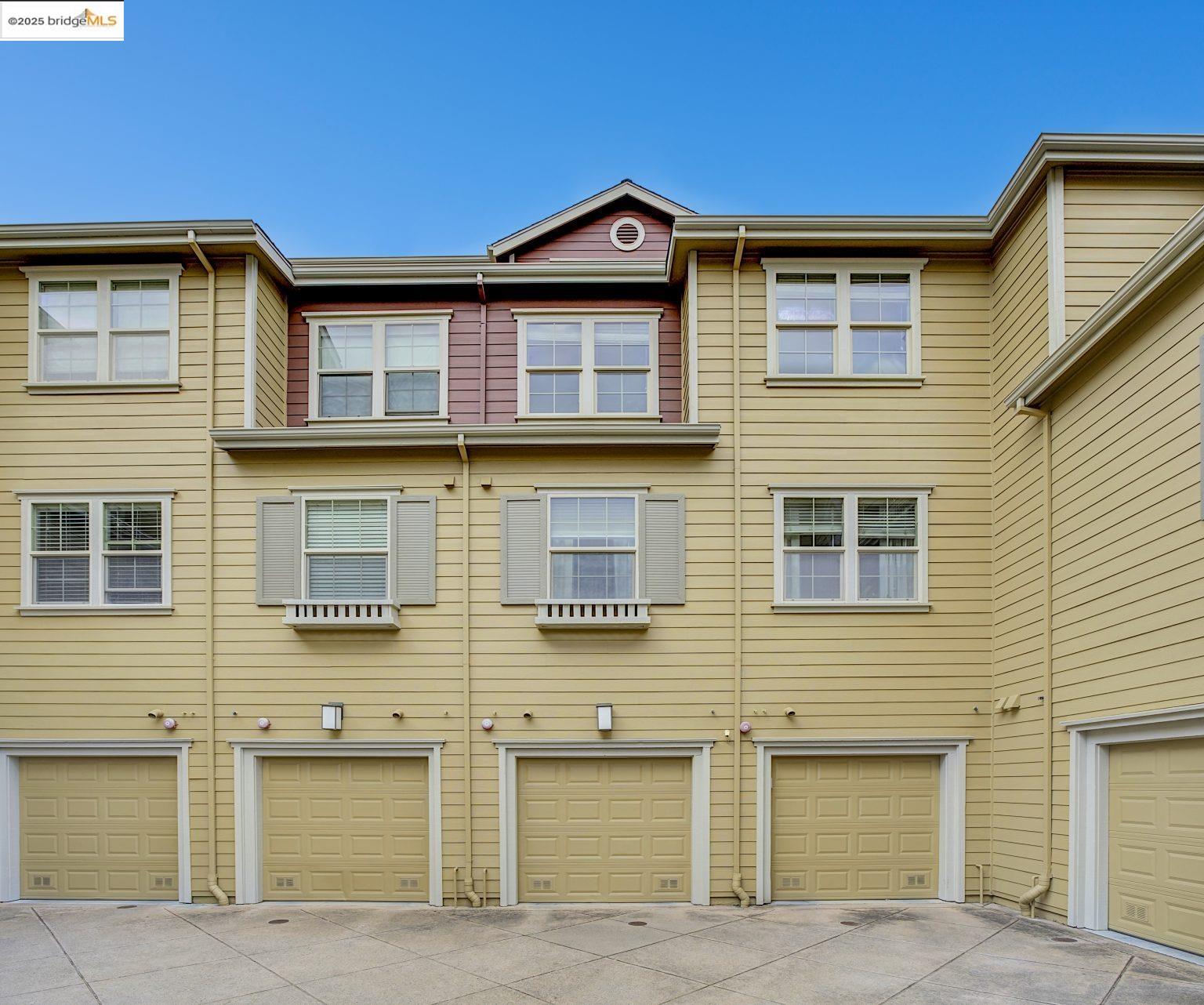Detail Gallery Image 45 of 50 For 6130 Old Quarry Loop, Oakland,  CA 94605 - 3 Beds | 3 Baths