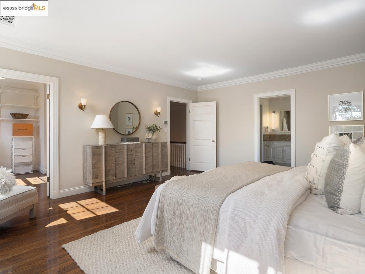 Detail Gallery Image 28 of 60 For 120 Hazel Ln, Piedmont,  CA 94611 - 7 Beds | 5/1 Baths