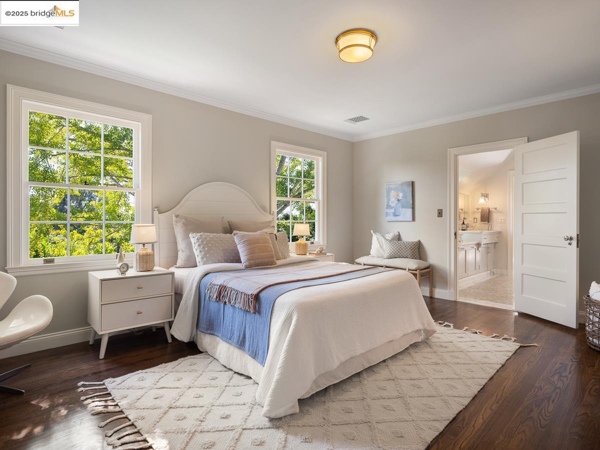 Detail Gallery Image 33 of 60 For 120 Hazel Ln, Piedmont,  CA 94611 - 7 Beds | 5/1 Baths