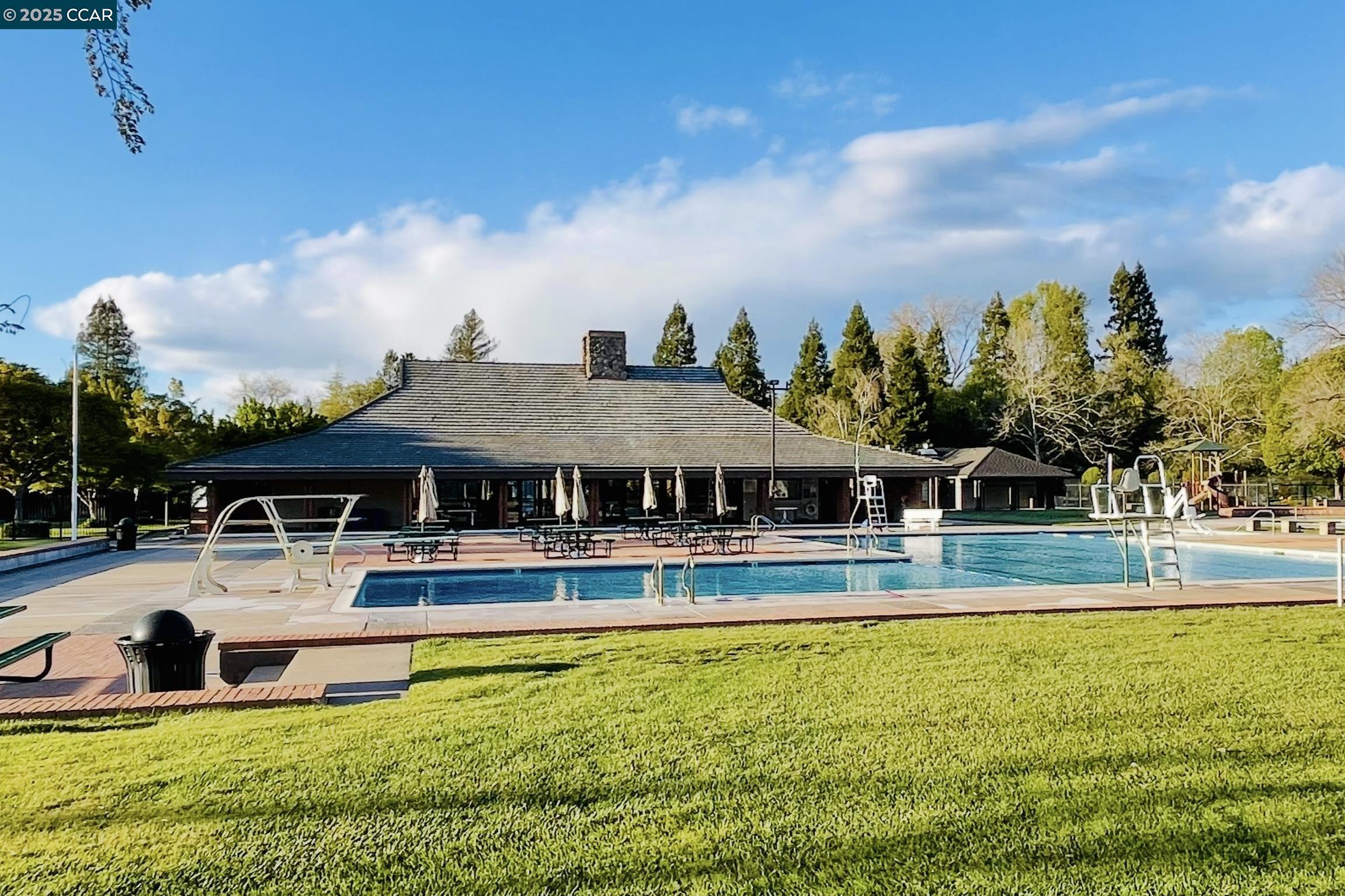 Detail Gallery Image 38 of 41 For 109 Baldwin Dr, Danville,  CA 94526 - 4 Beds | 2/1 Baths