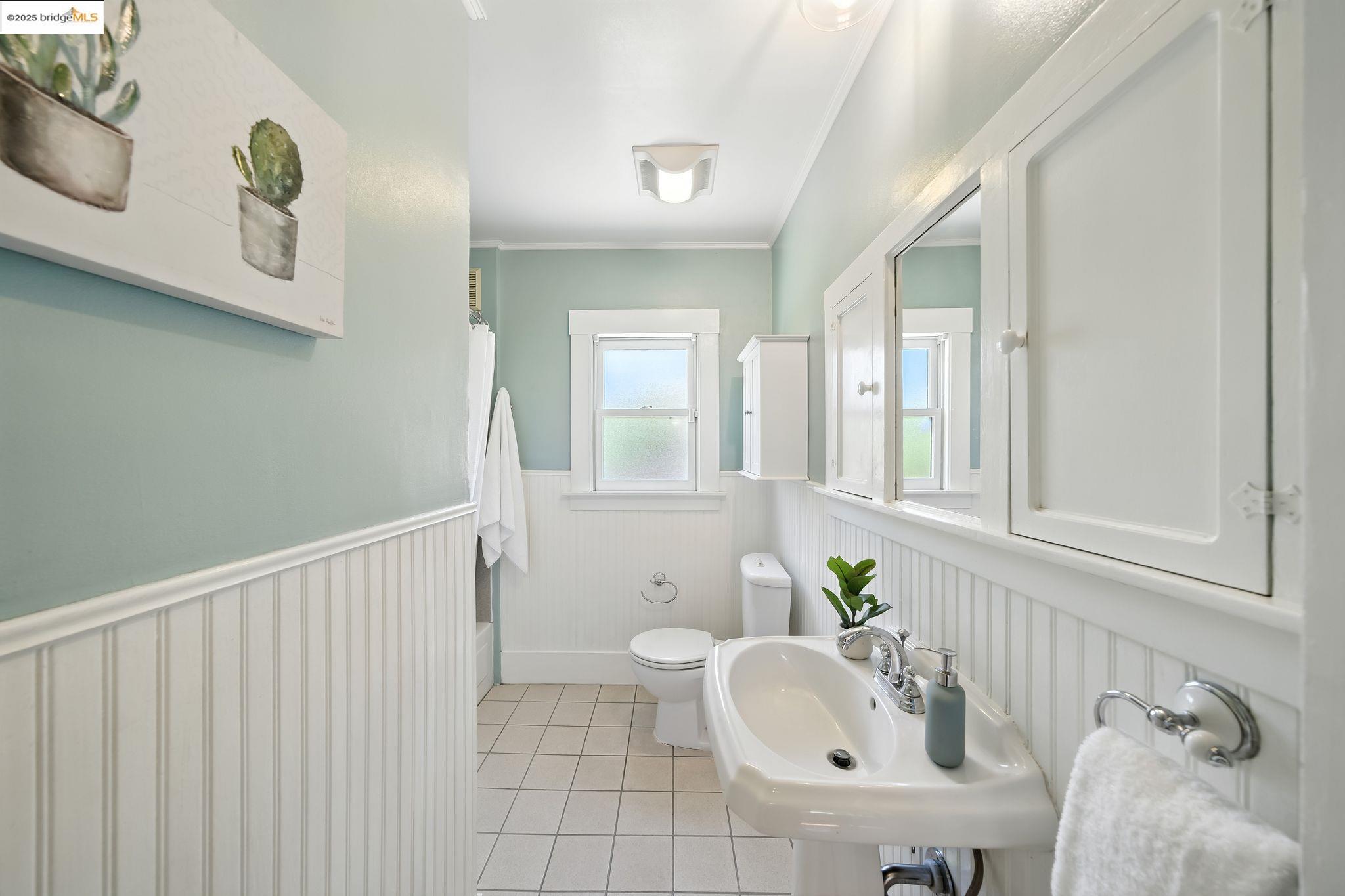 Detail Gallery Image 18 of 47 For 4415 Fleming Ave, Oakland,  CA 94619 - 3 Beds | 1 Baths