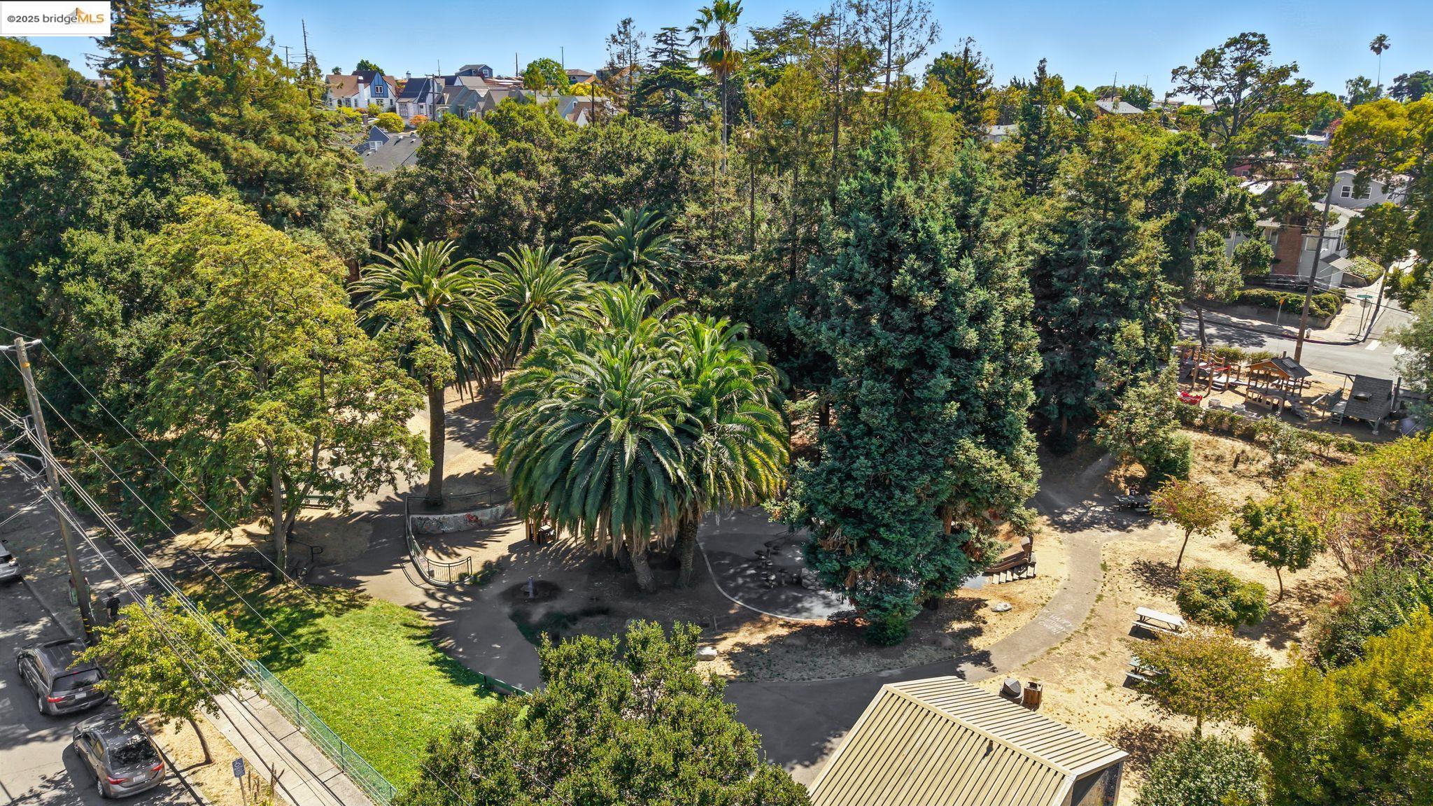 Detail Gallery Image 45 of 48 For 4415 Fleming Ave, Oakland,  CA 94619 - 3 Beds | 1 Baths