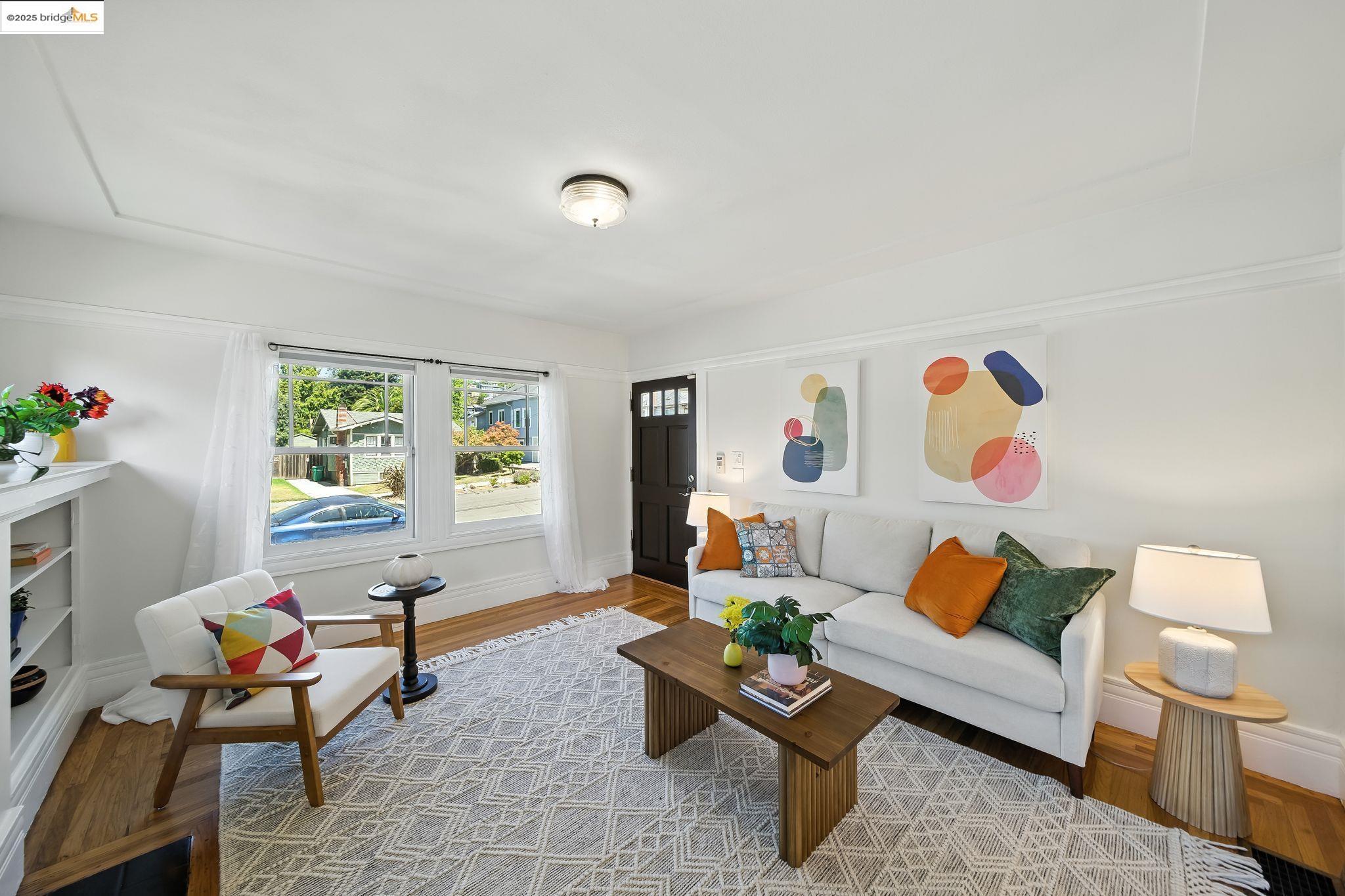 Detail Gallery Image 6 of 47 For 4415 Fleming Ave, Oakland,  CA 94619 - 3 Beds | 1 Baths