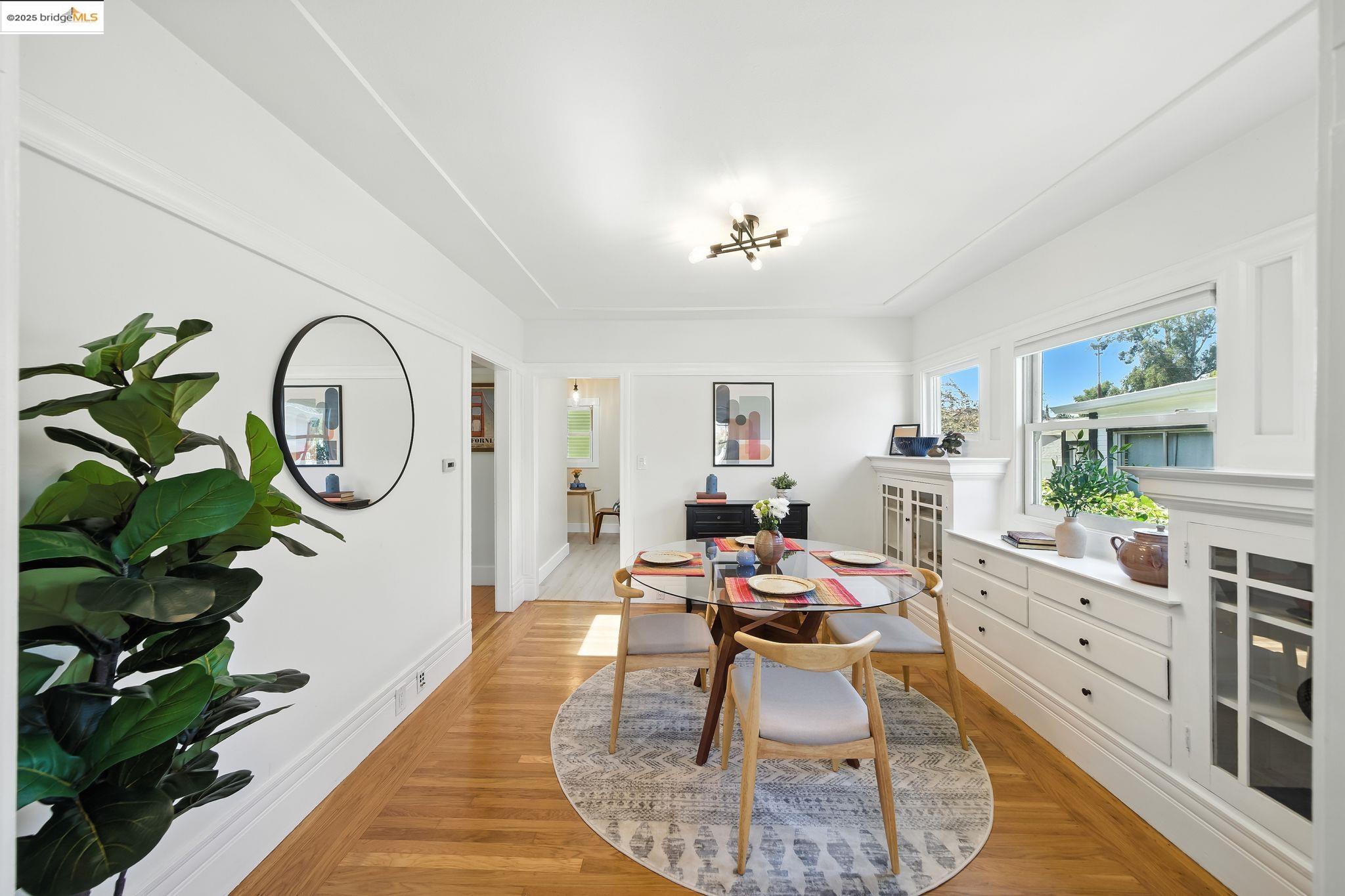 Detail Gallery Image 8 of 47 For 4415 Fleming Ave, Oakland,  CA 94619 - 3 Beds | 1 Baths