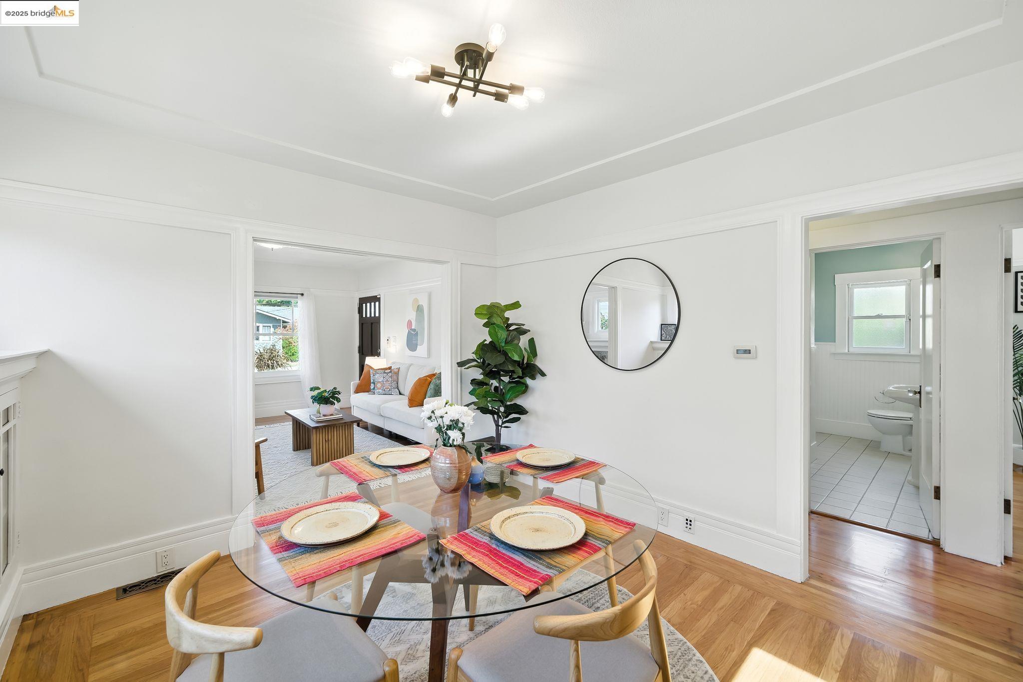 Detail Gallery Image 10 of 47 For 4415 Fleming Ave, Oakland,  CA 94619 - 3 Beds | 1 Baths