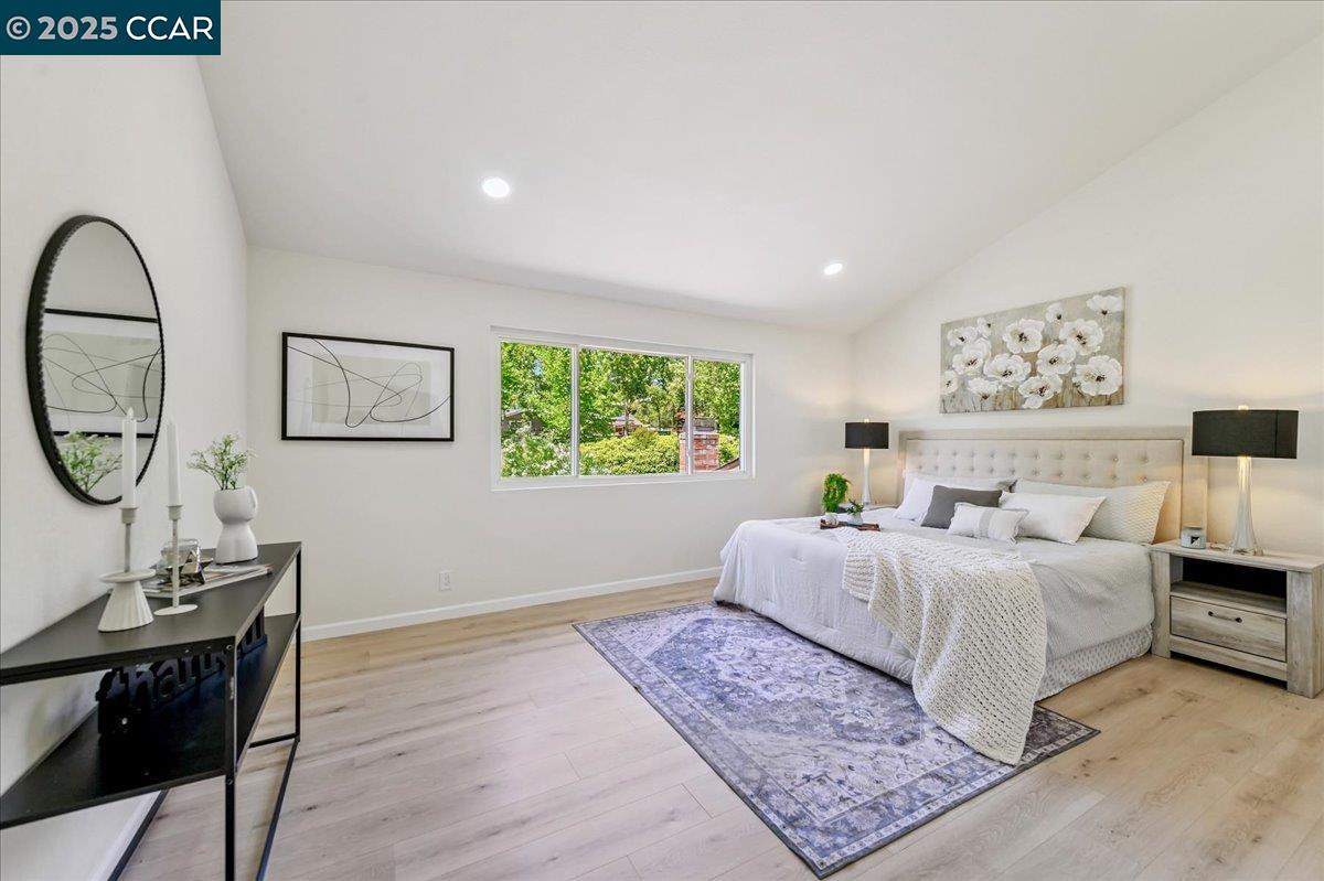 Detail Gallery Image 15 of 27 For 144 Tweed Dr, Danville,  CA 94526 - 3 Beds | 3 Baths