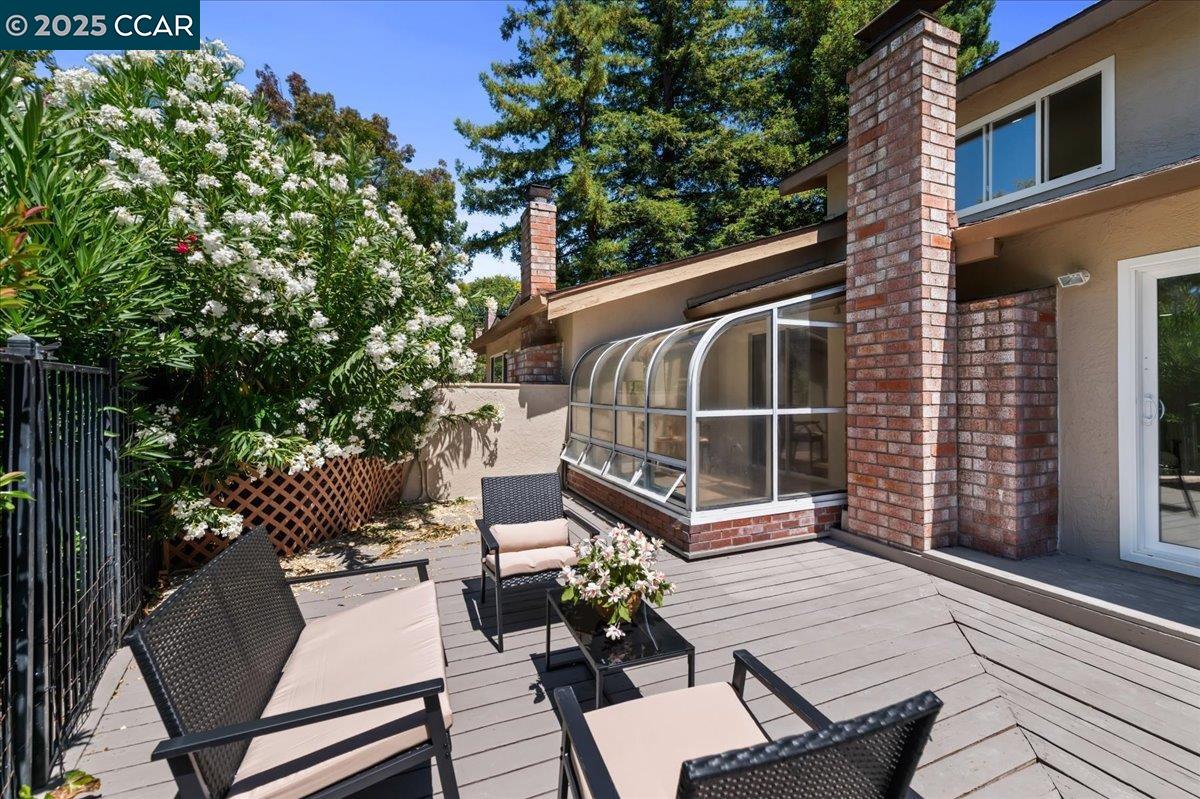 Detail Gallery Image 25 of 27 For 144 Tweed Dr, Danville,  CA 94526 - 3 Beds | 3 Baths