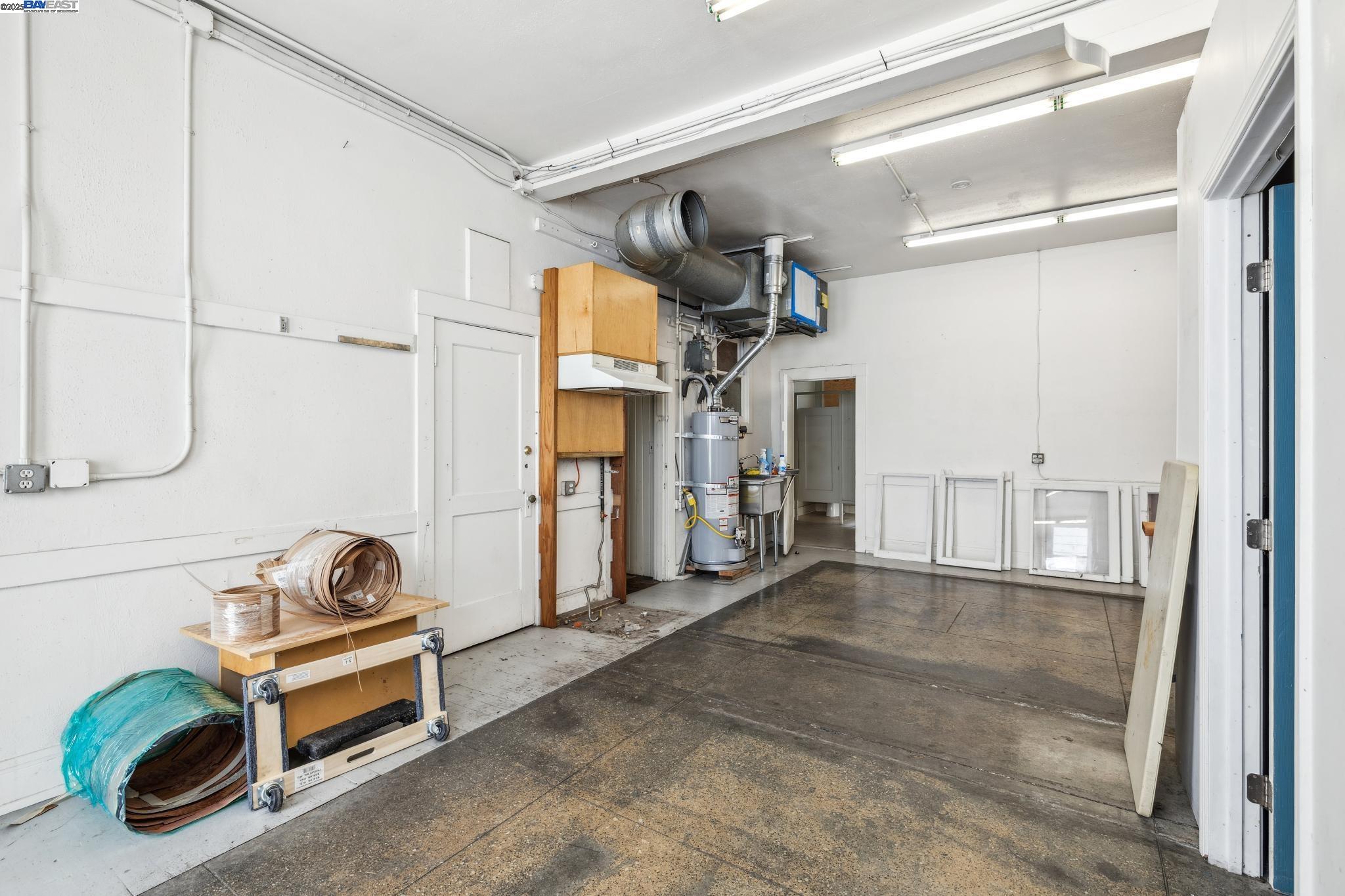 Detail Gallery Image 11 of 42 For 2500 Market Street, Oakland,  CA 94607 - – Beds | – Baths