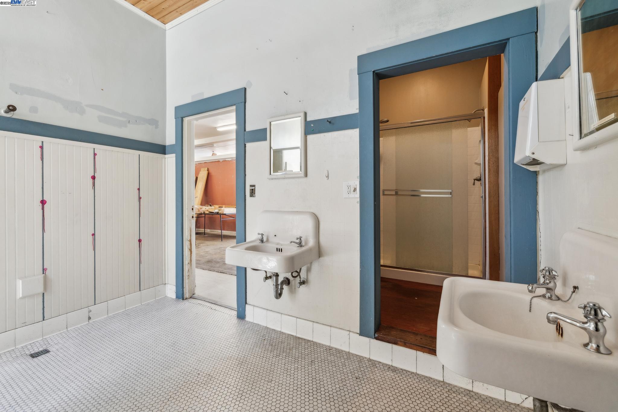 Detail Gallery Image 14 of 42 For 2500 Market Street, Oakland,  CA 94607 - – Beds | – Baths