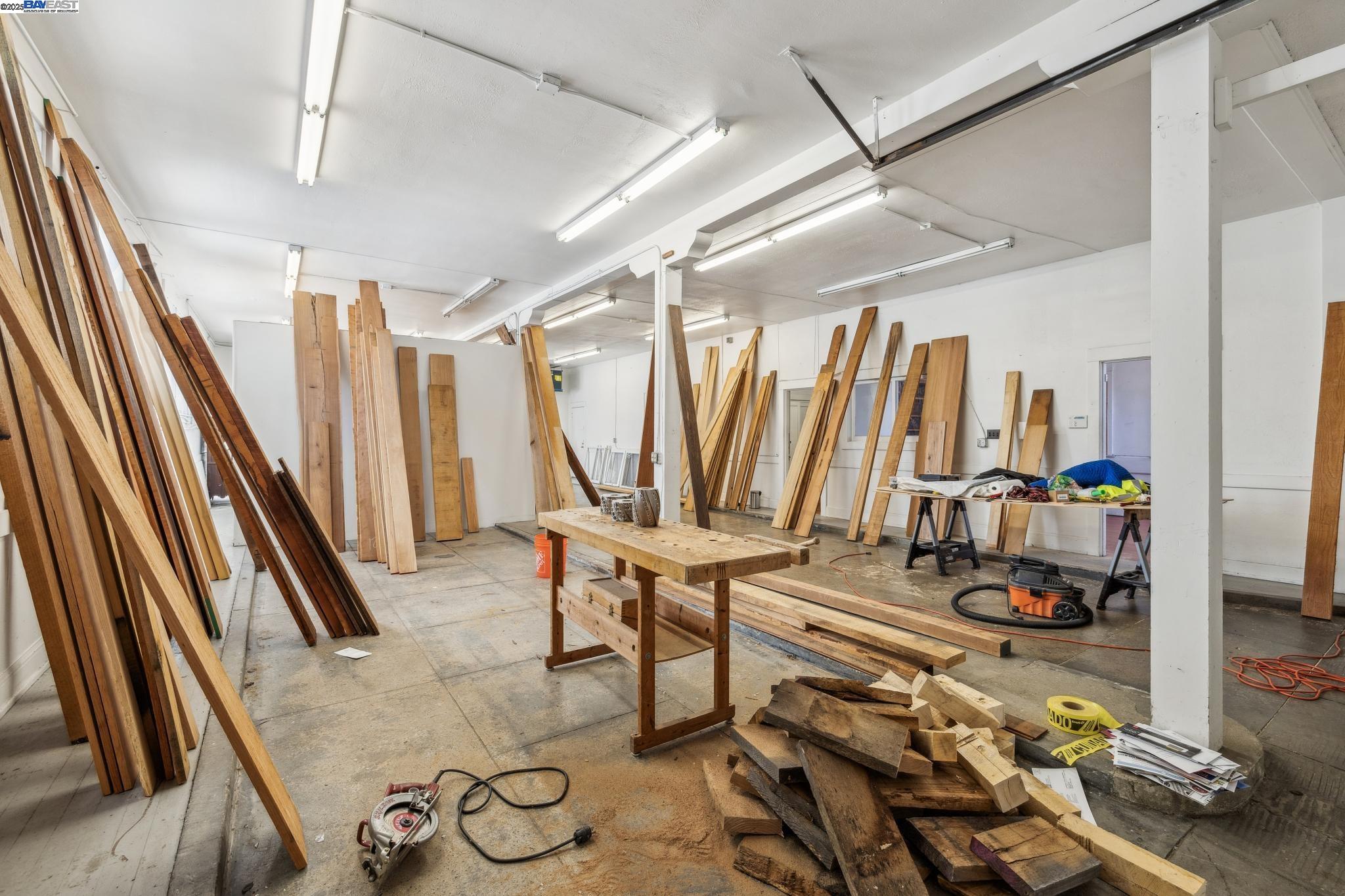 Detail Gallery Image 5 of 42 For 2500 Market Street, Oakland,  CA 94607 - – Beds | – Baths