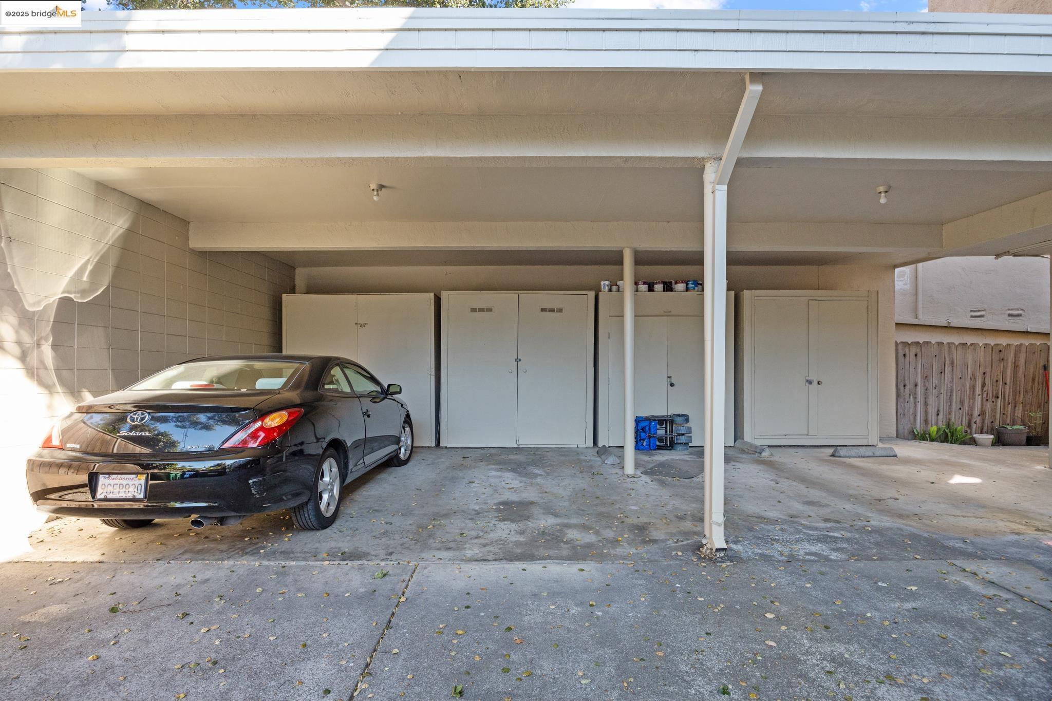 Detail Gallery Image 32 of 48 For 1701 Central Ave #E,  Alameda,  CA 94501 - 2 Beds | 1 Baths