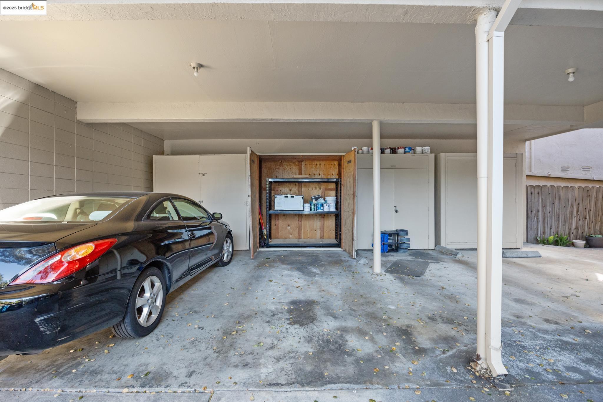 Detail Gallery Image 33 of 48 For 1701 Central Ave #E,  Alameda,  CA 94501 - 2 Beds | 1 Baths